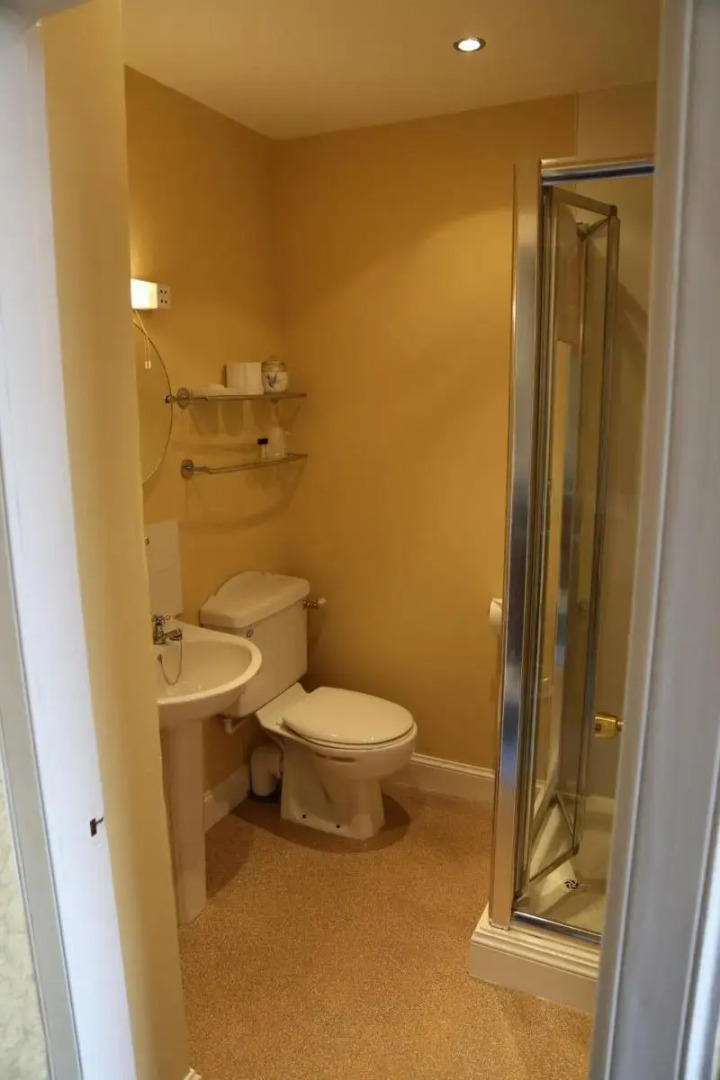 The Pines Guesthouse