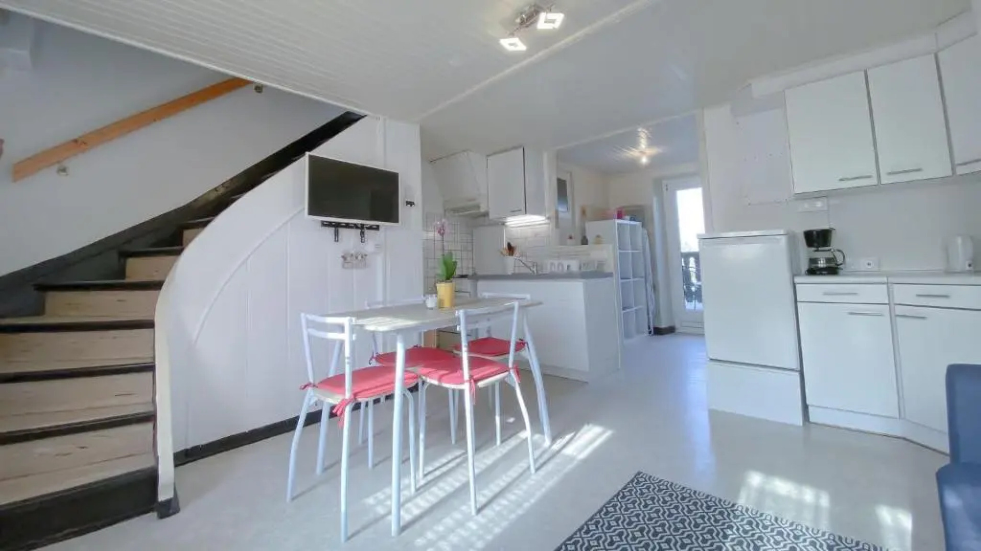 Le petit nid à Viry