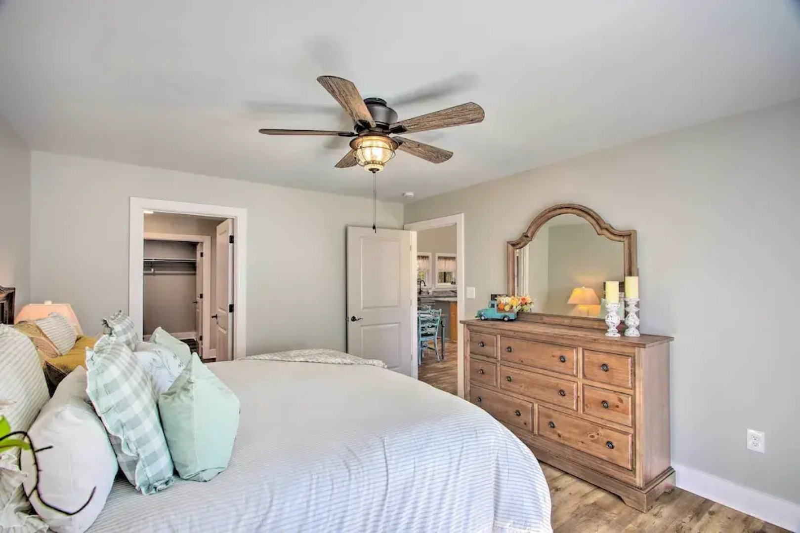 2 Mi to Golf Course + Fire Pit: Cozy Counce Cabin!