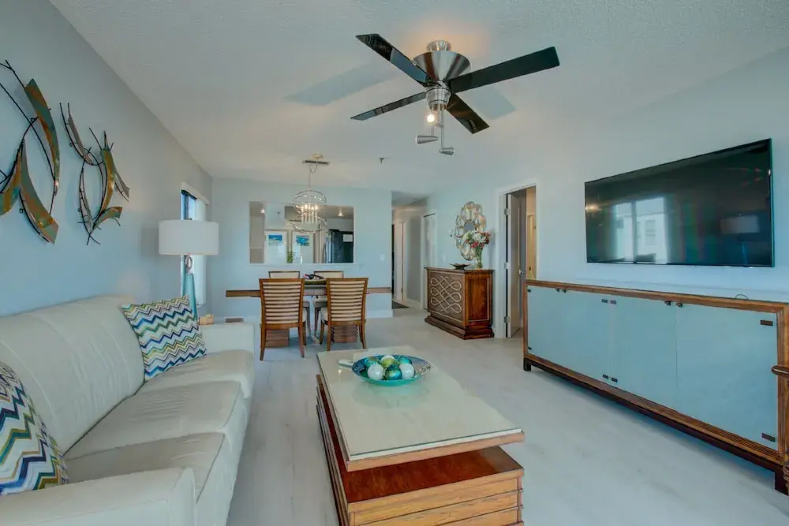 Beach Sands A 102 by Anna Maria