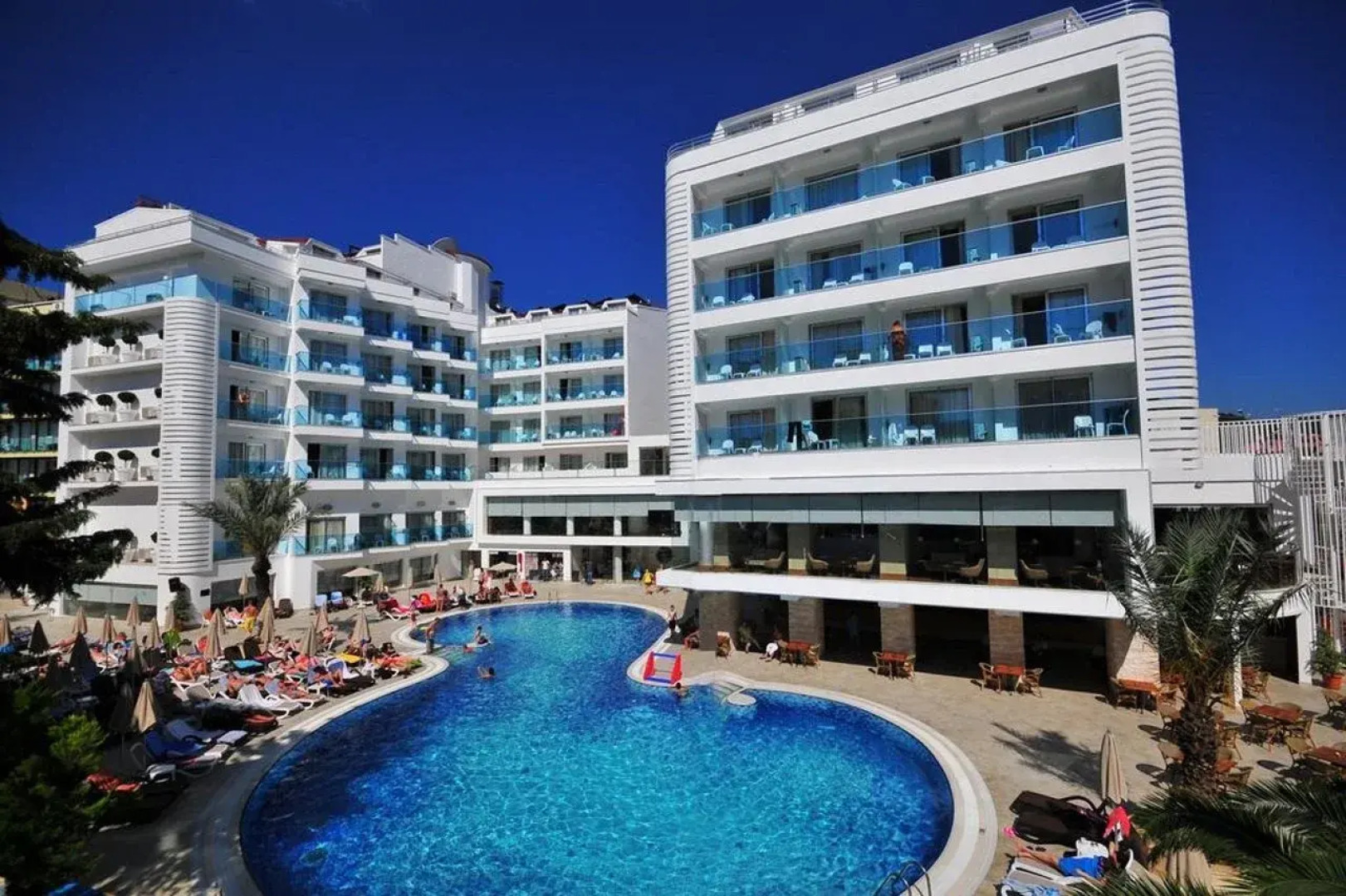 Отель Blue Bay Platinum