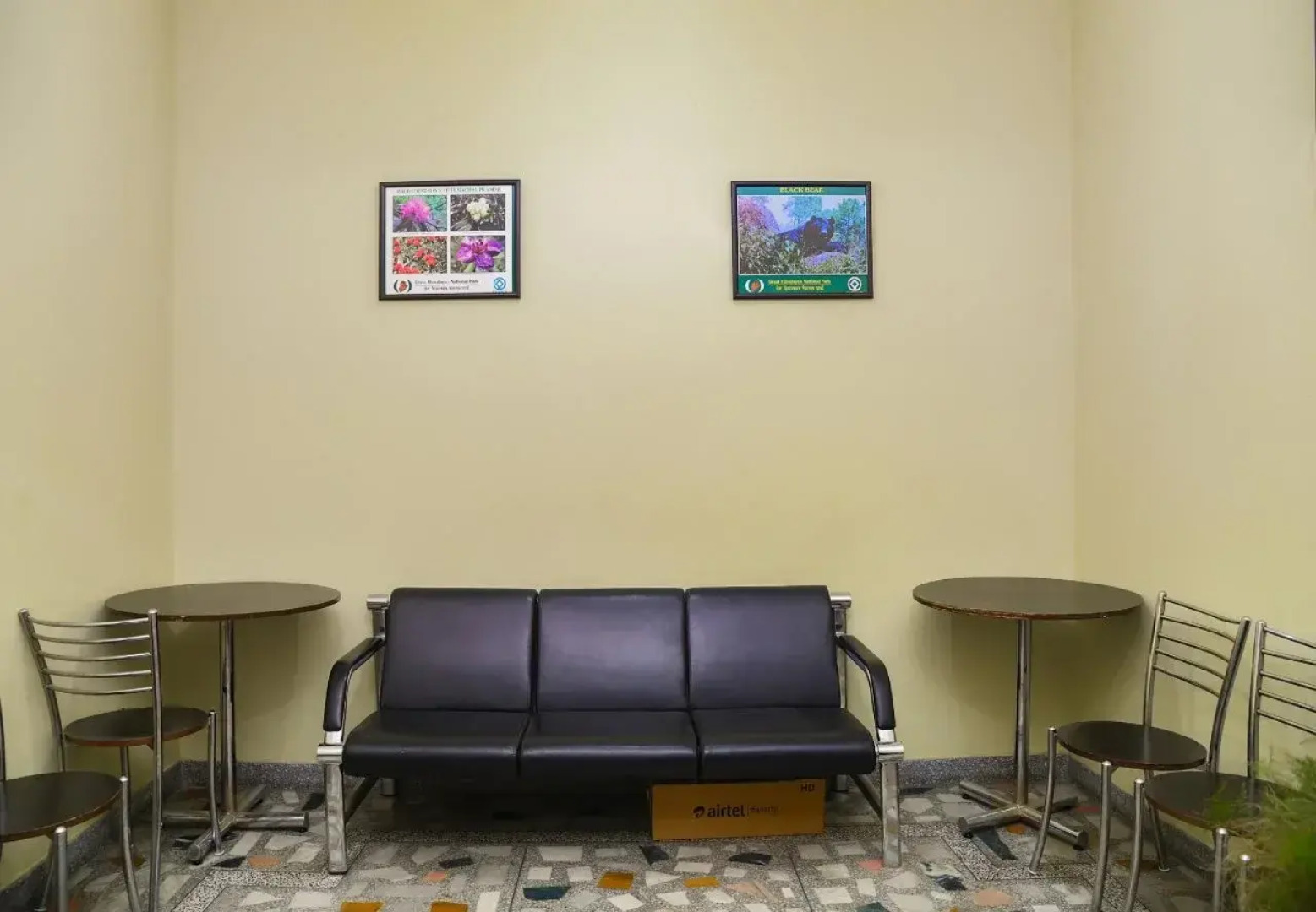 Hotel Mansarovar by OYO