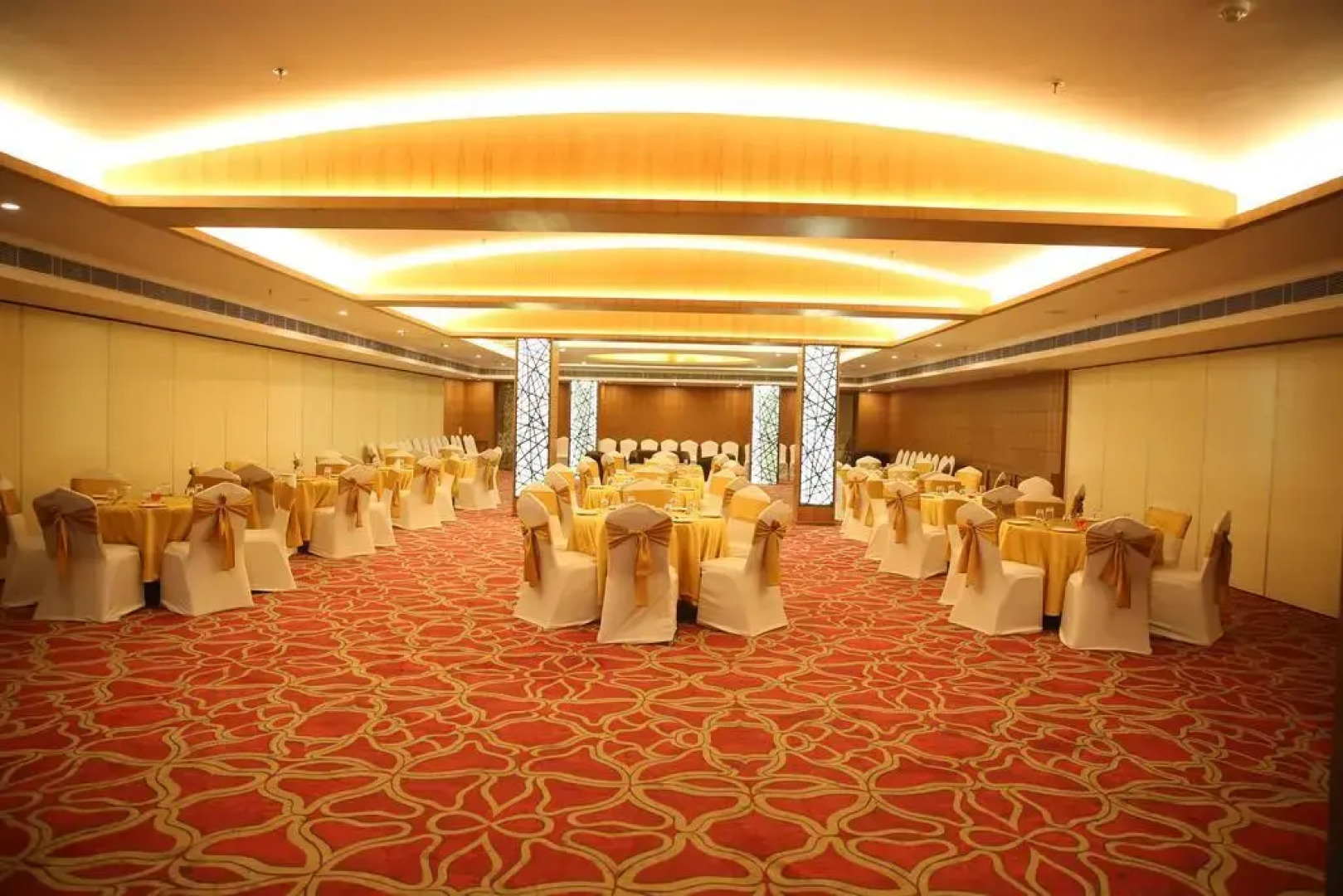 Ramada By Wyndham Varanasi Katesar