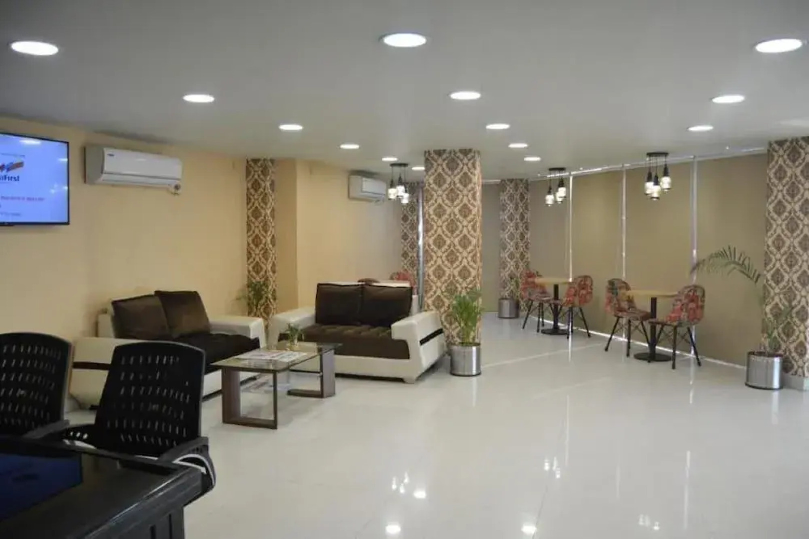 The Red Velvet Hotel