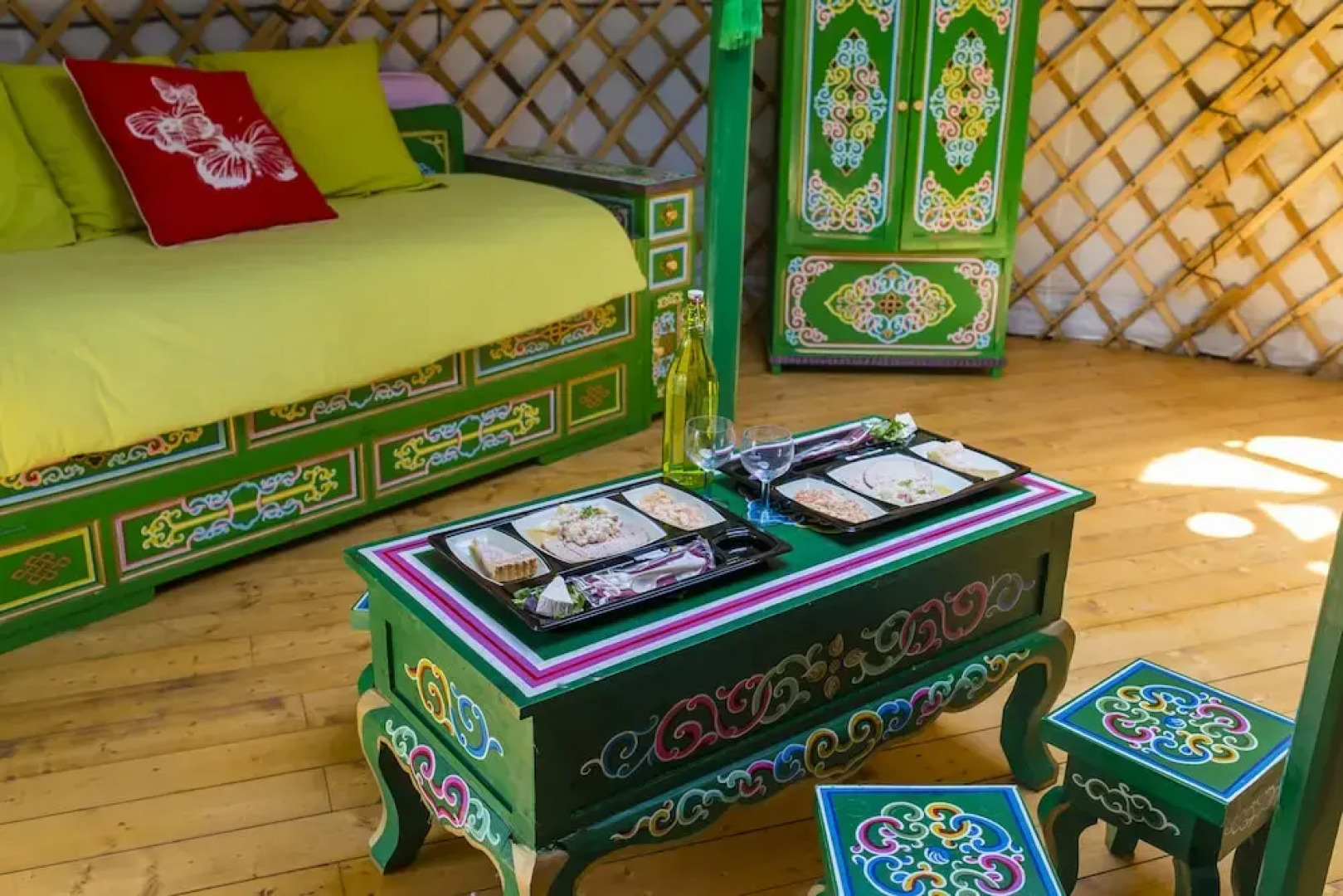 Les Yourtes Bourcominoises