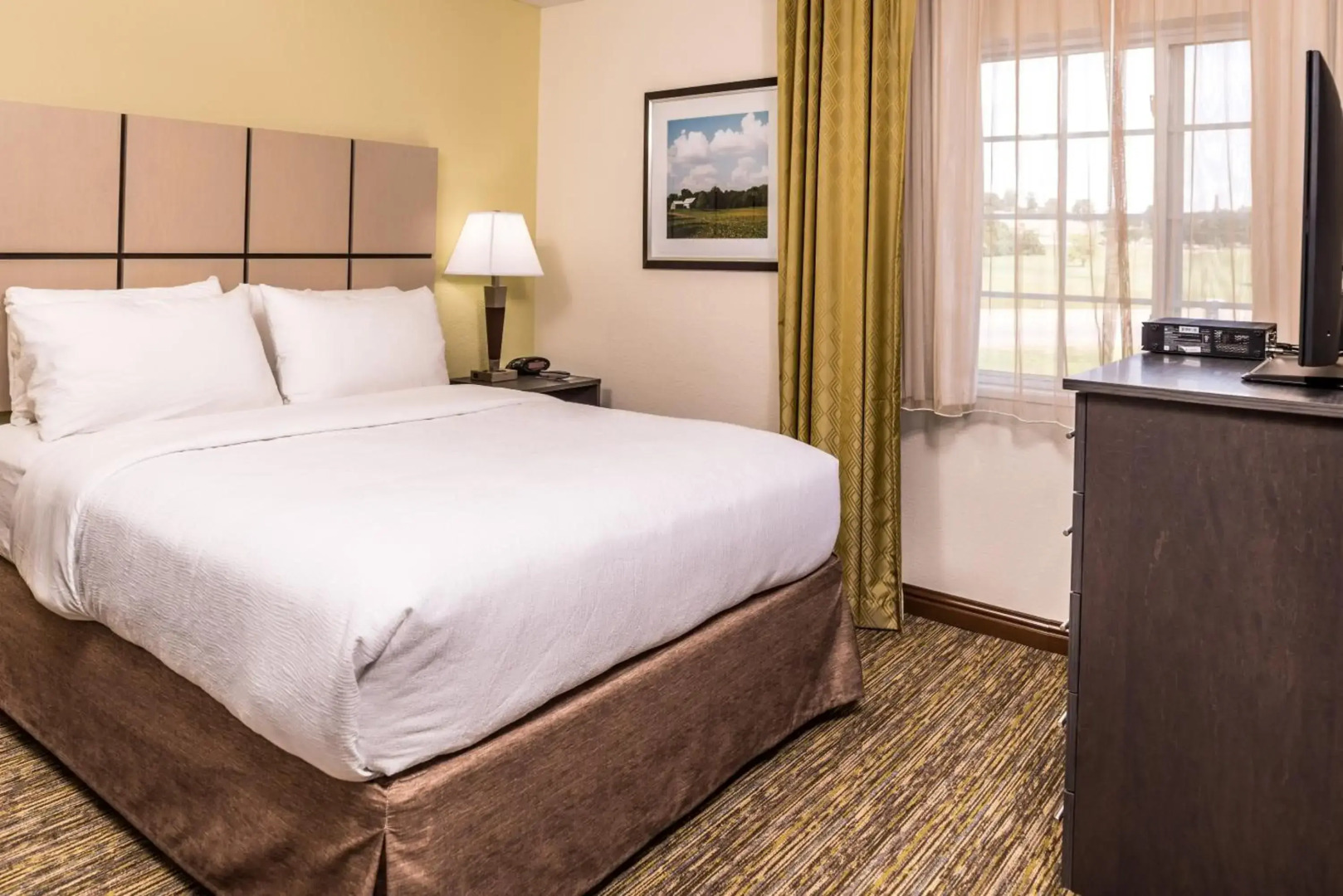 Staybridge Suites Cedar Rapids North by IHG