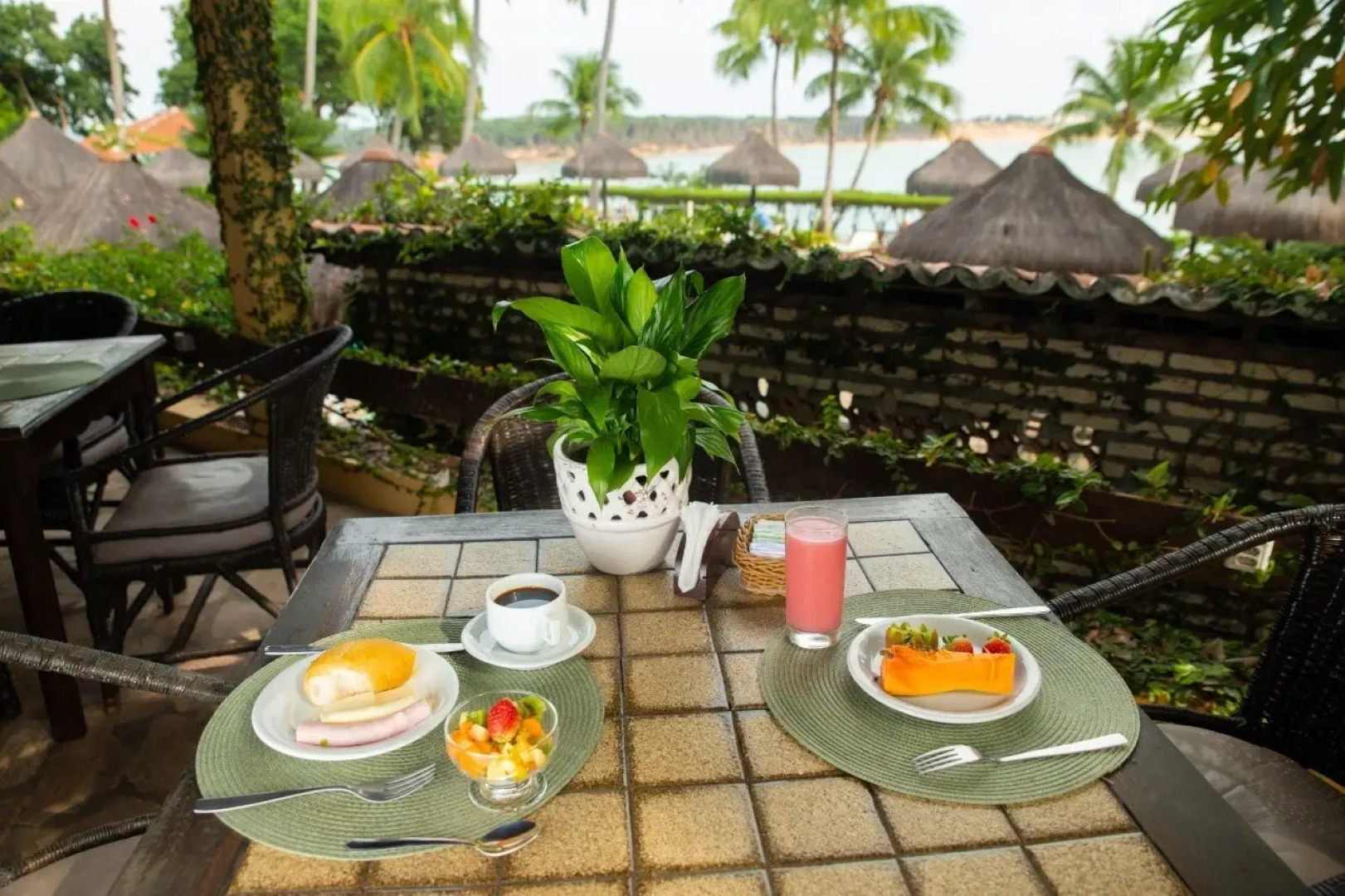 Hotel Marinas Resort