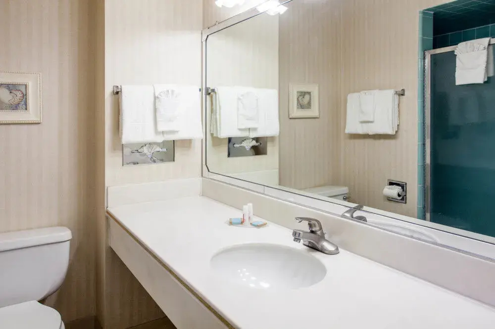 Monterey Bay Travelodge