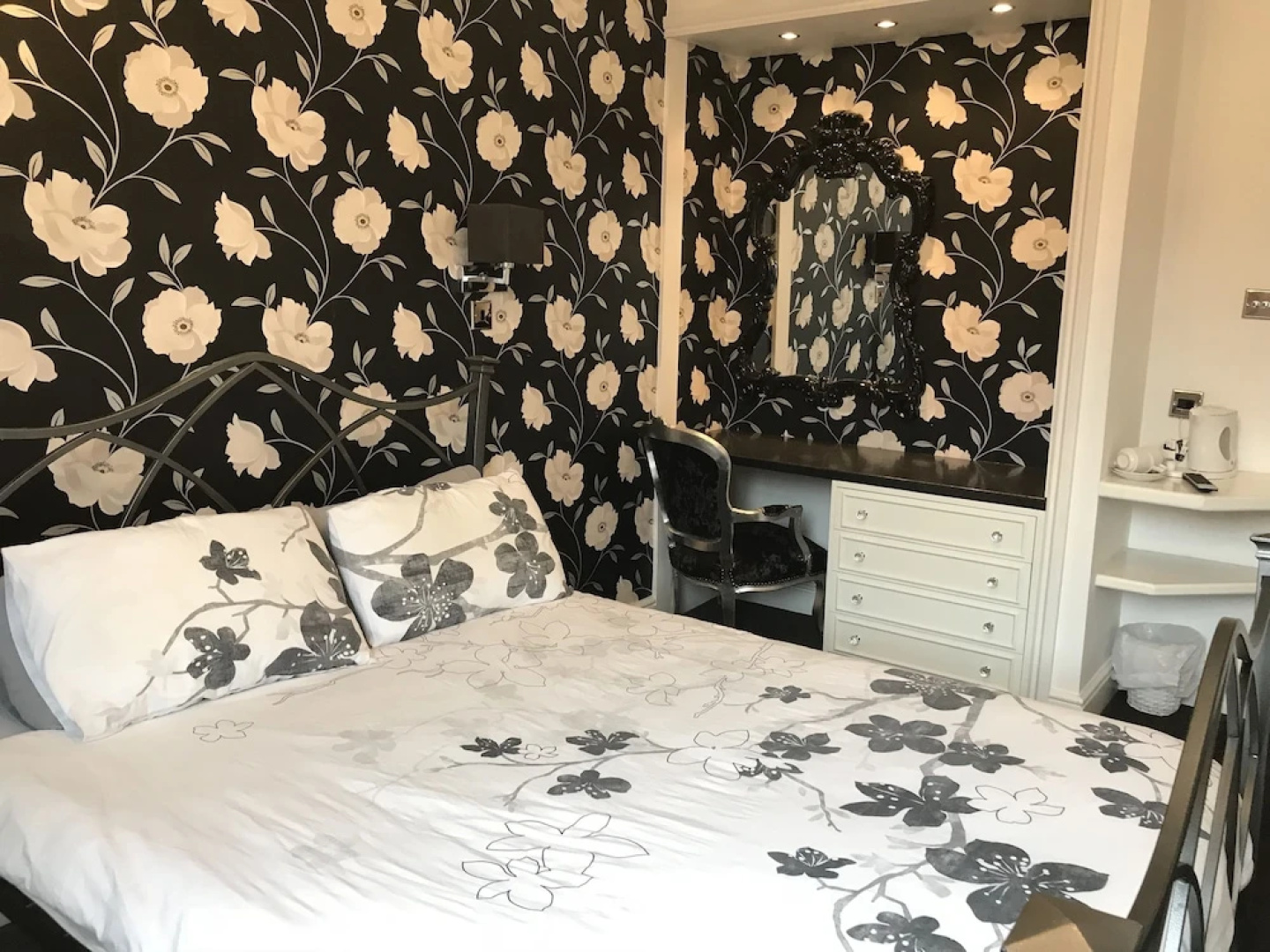 The Kings Head Hotel