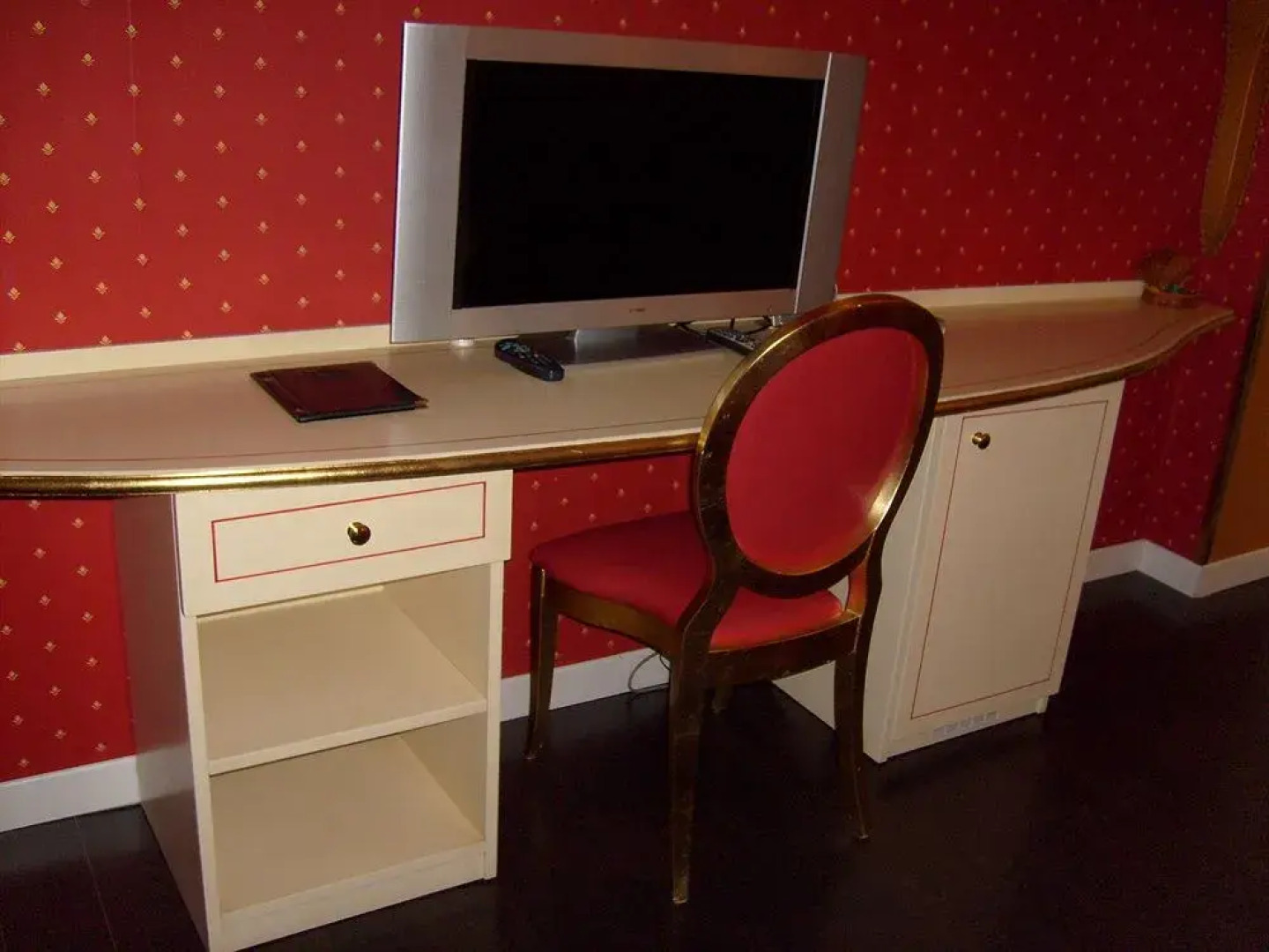 Hotel - Motel Flower