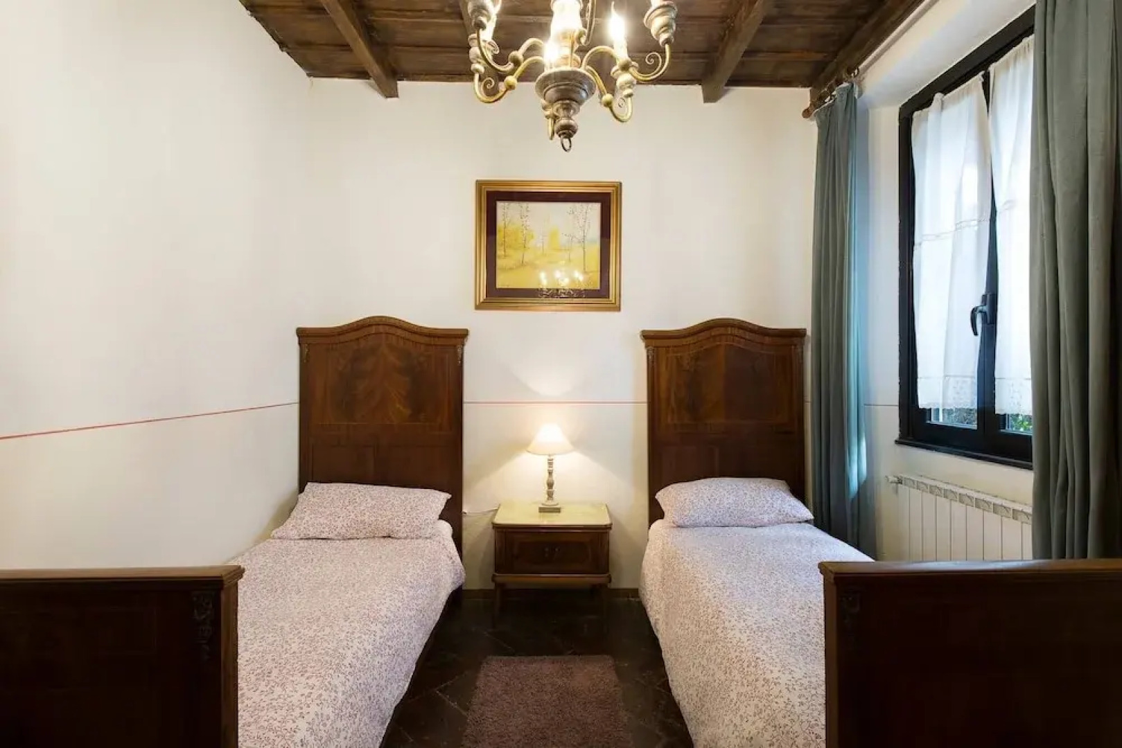 Four-room Apartment 15 Minutes From the Center of Milan