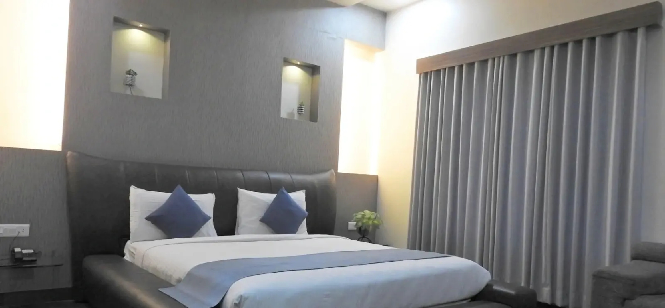 Hotel Sai Miracle