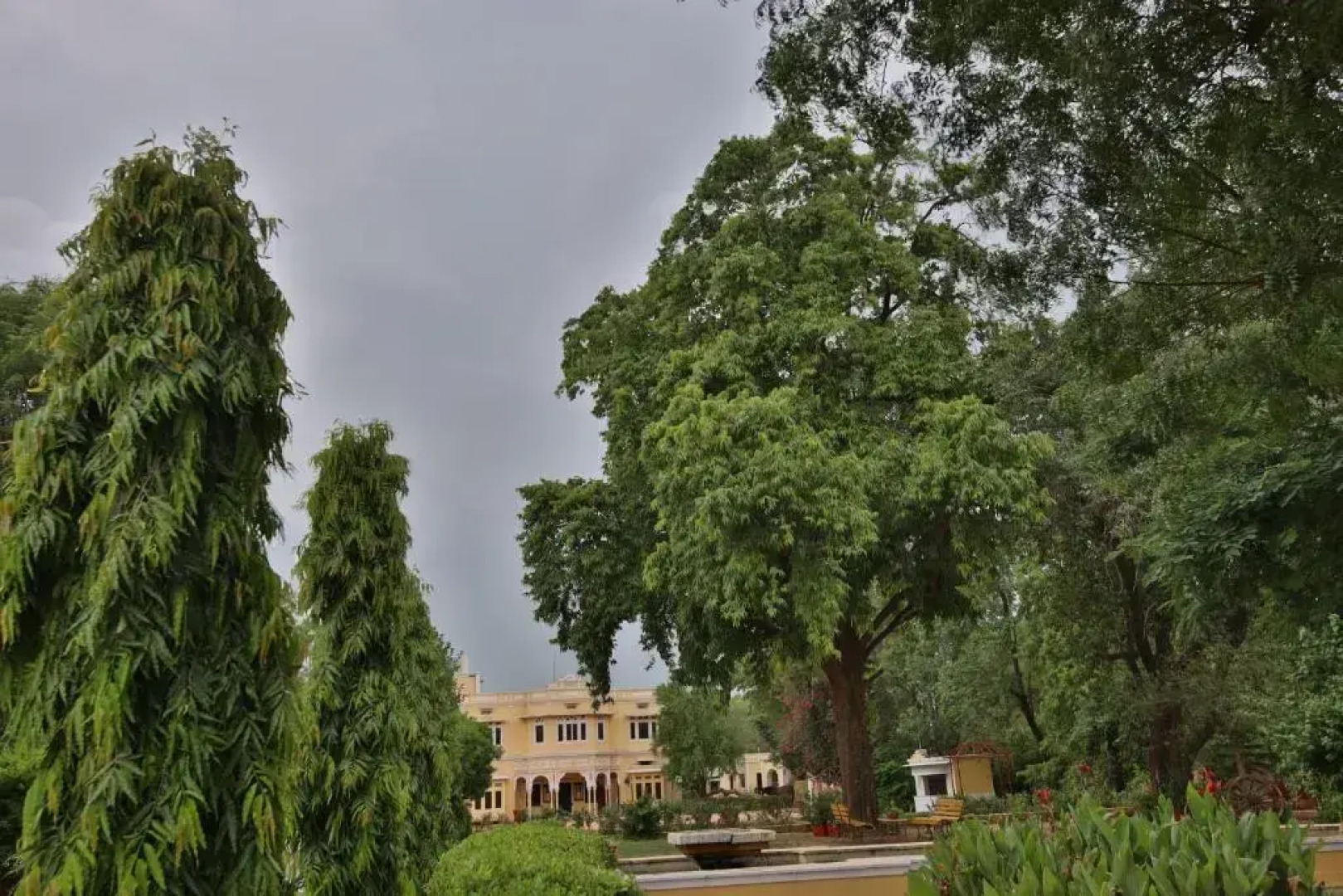 Roop Niwas Kothi, Near Mandawa