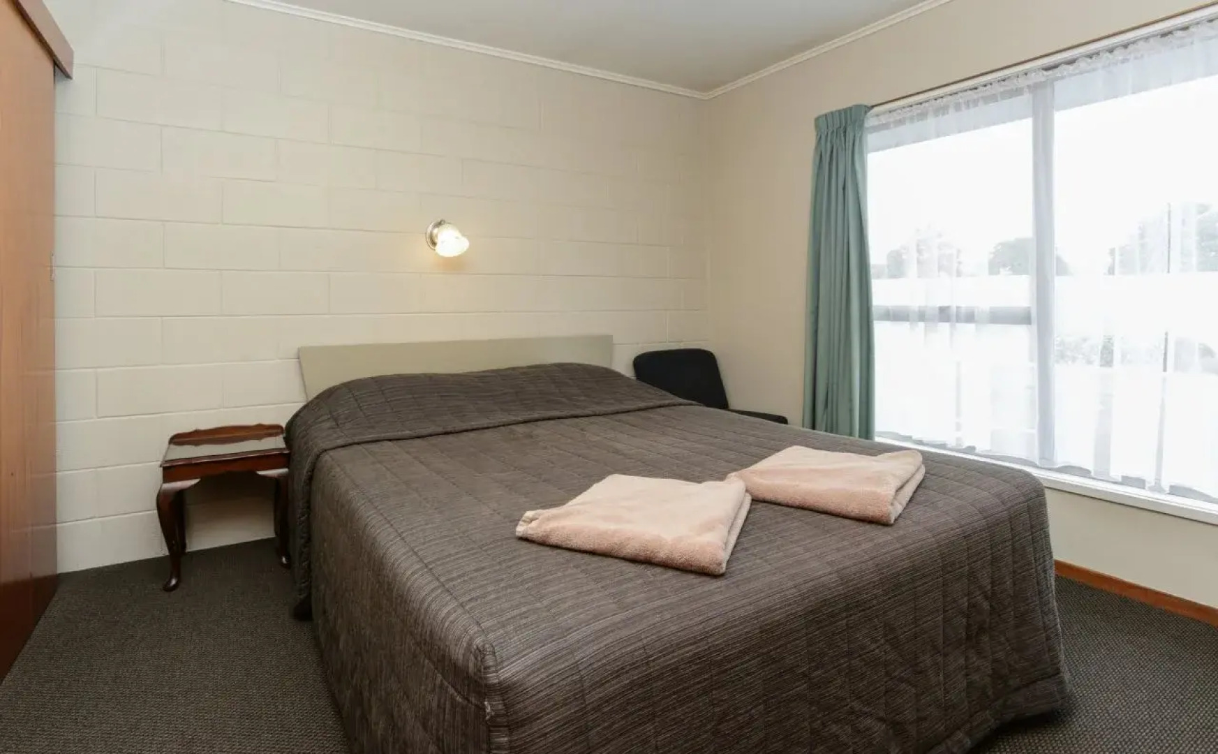 The Magpie-Hawkesbay Motel