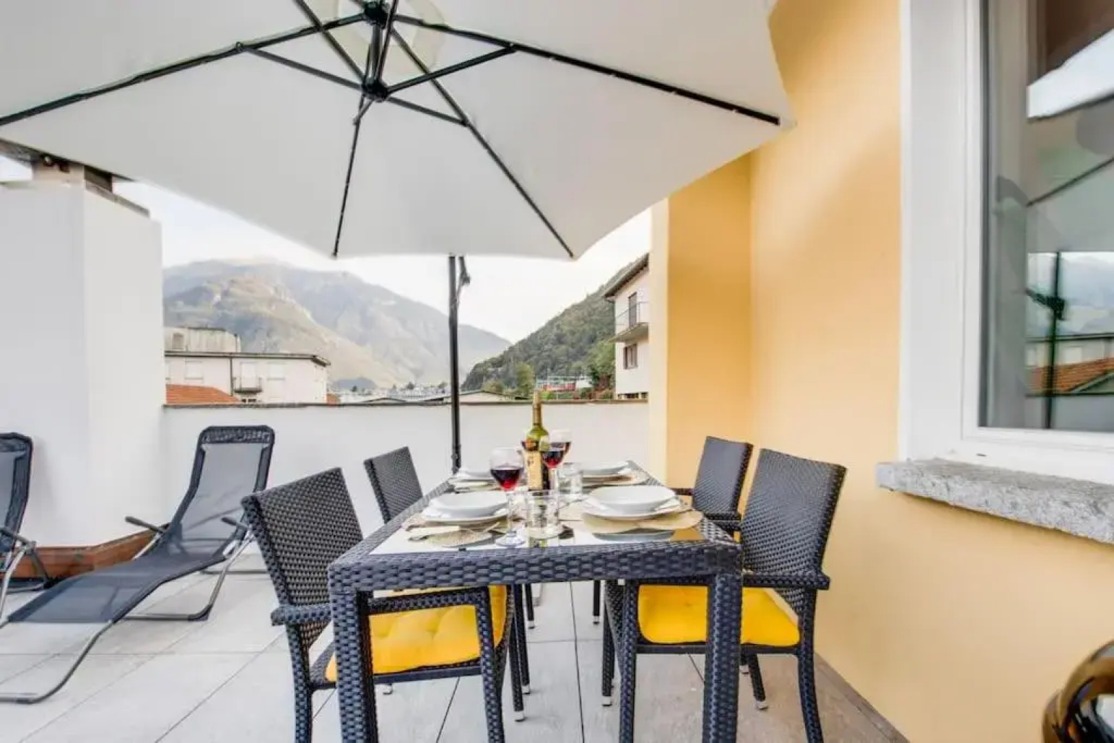 [Bellinzona] Rustico Loft a 5 Stelle con Netflix