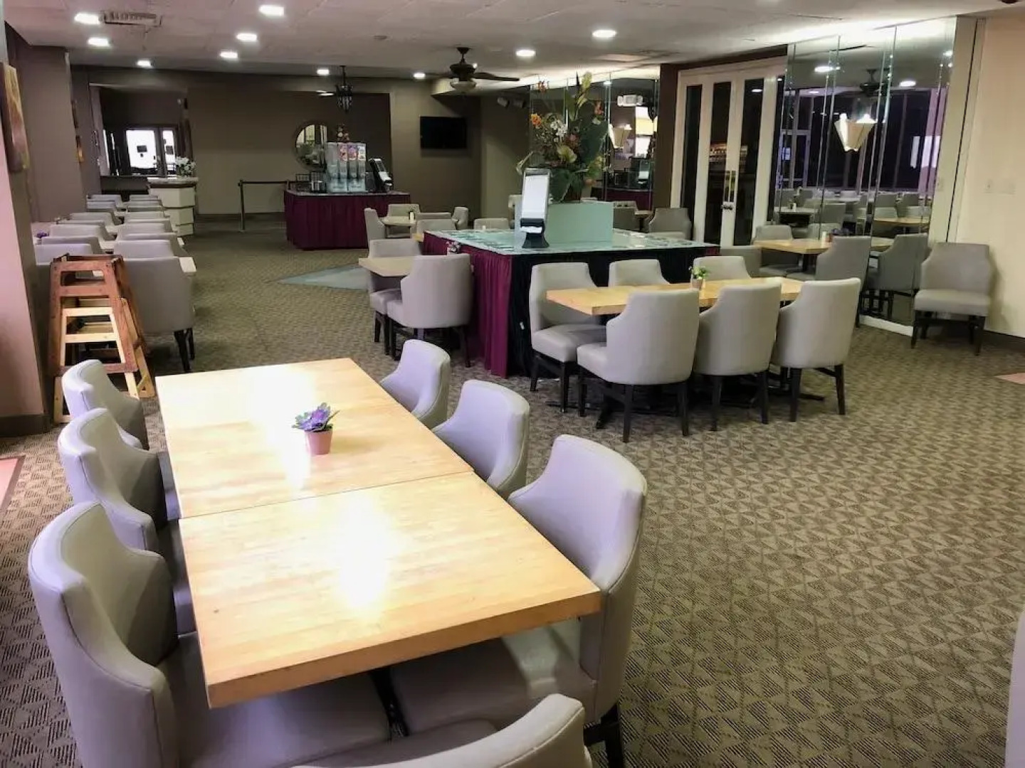 Studio 6 Fort Worth, TX – Downtown East