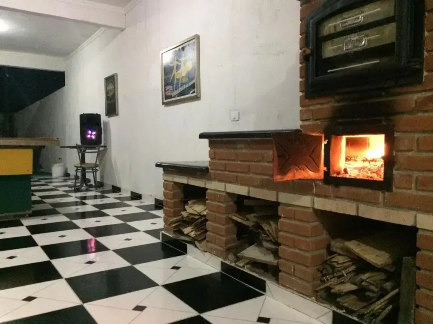 Ótima casa com piscina em Praia Grande