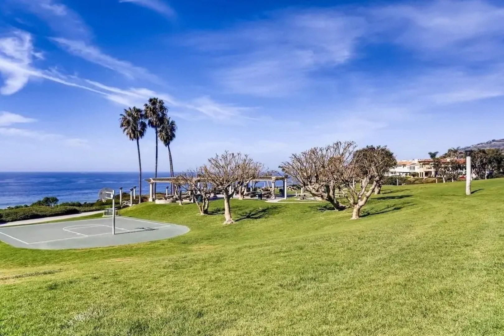 NEW - Private Entrance 2BR/BATH Next To Ritz Carlton Laguna - Walk To Beach! (MB3)