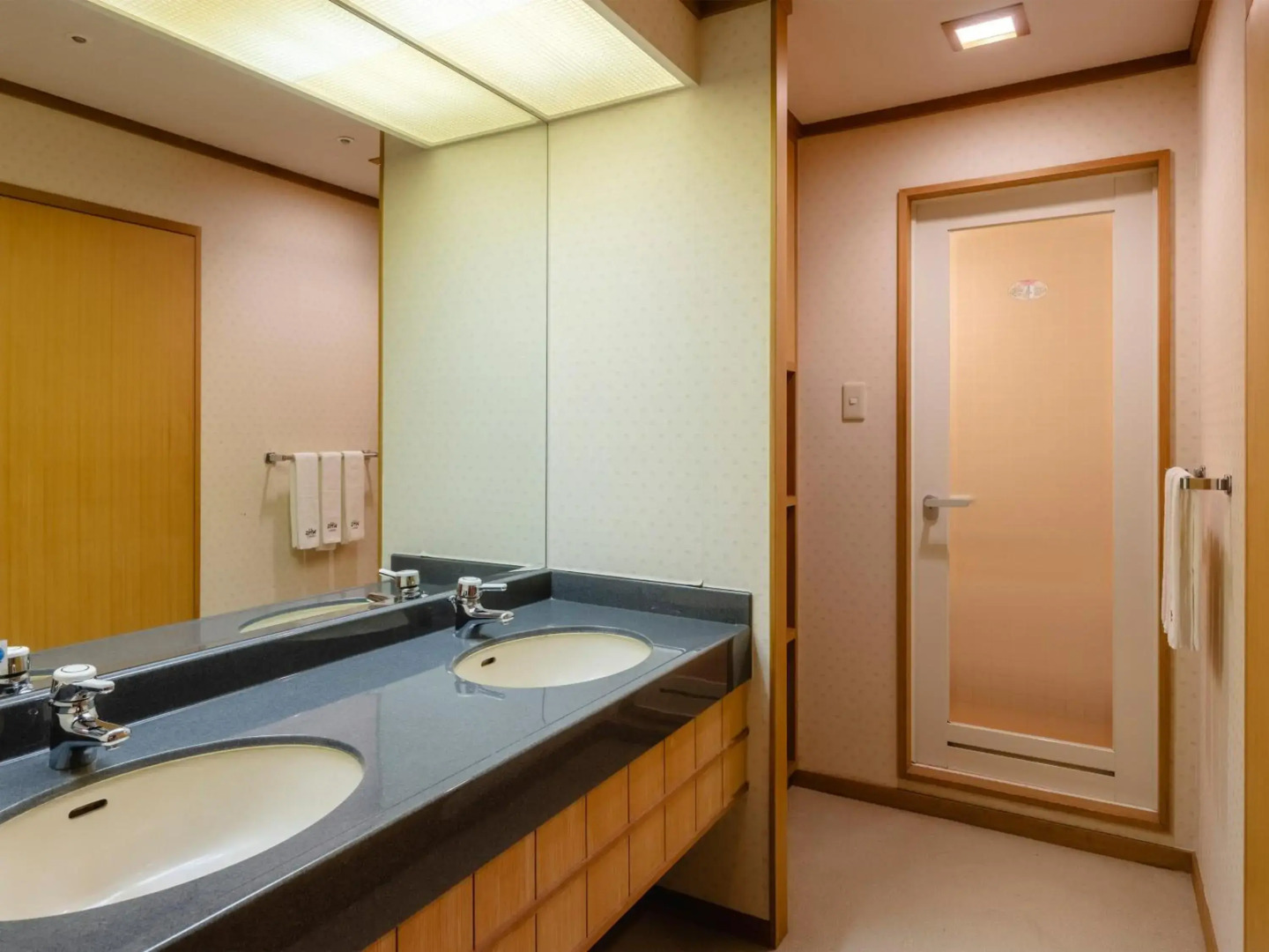 Tsubamesanjo Washington Hotel