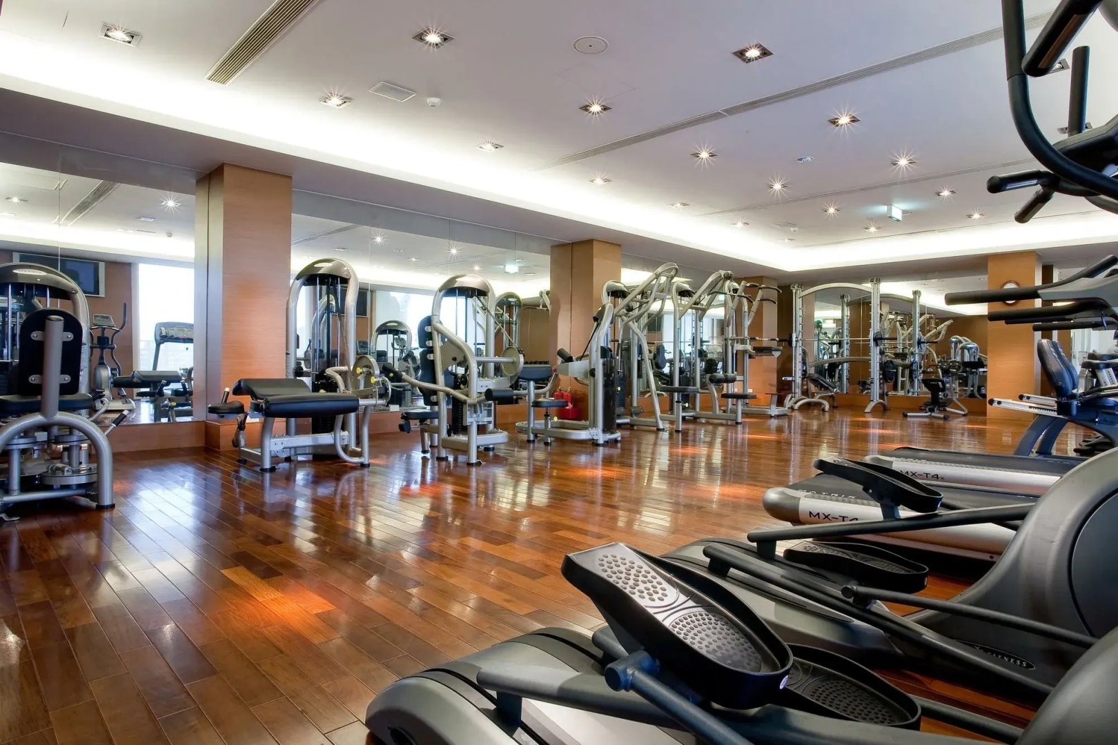 Queena Plaza Hotel Tainan