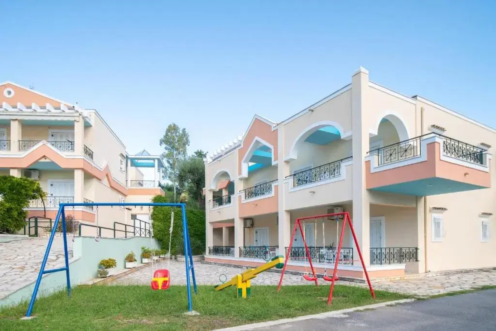 Saint Nicholas Beach Studio I