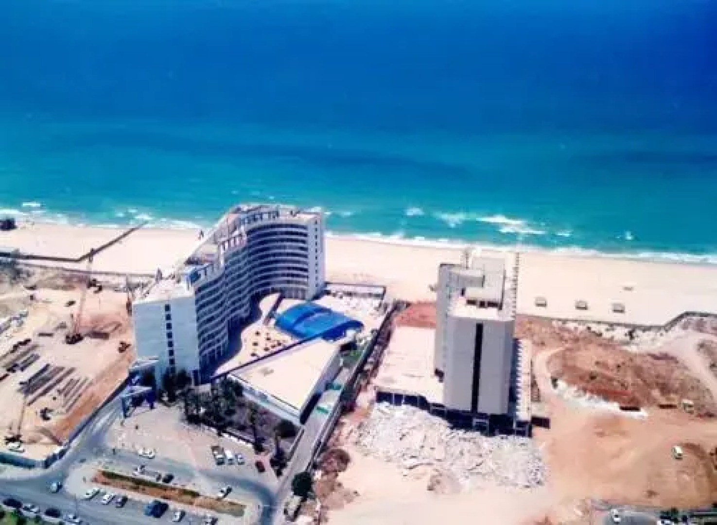 Colony Beach Bat Yam Apartments
