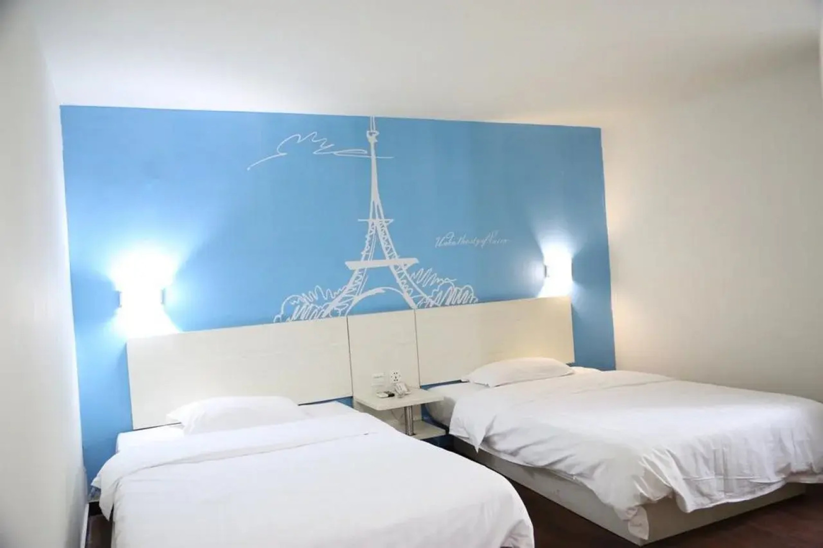 V8 Hotel Xi Cun Branch