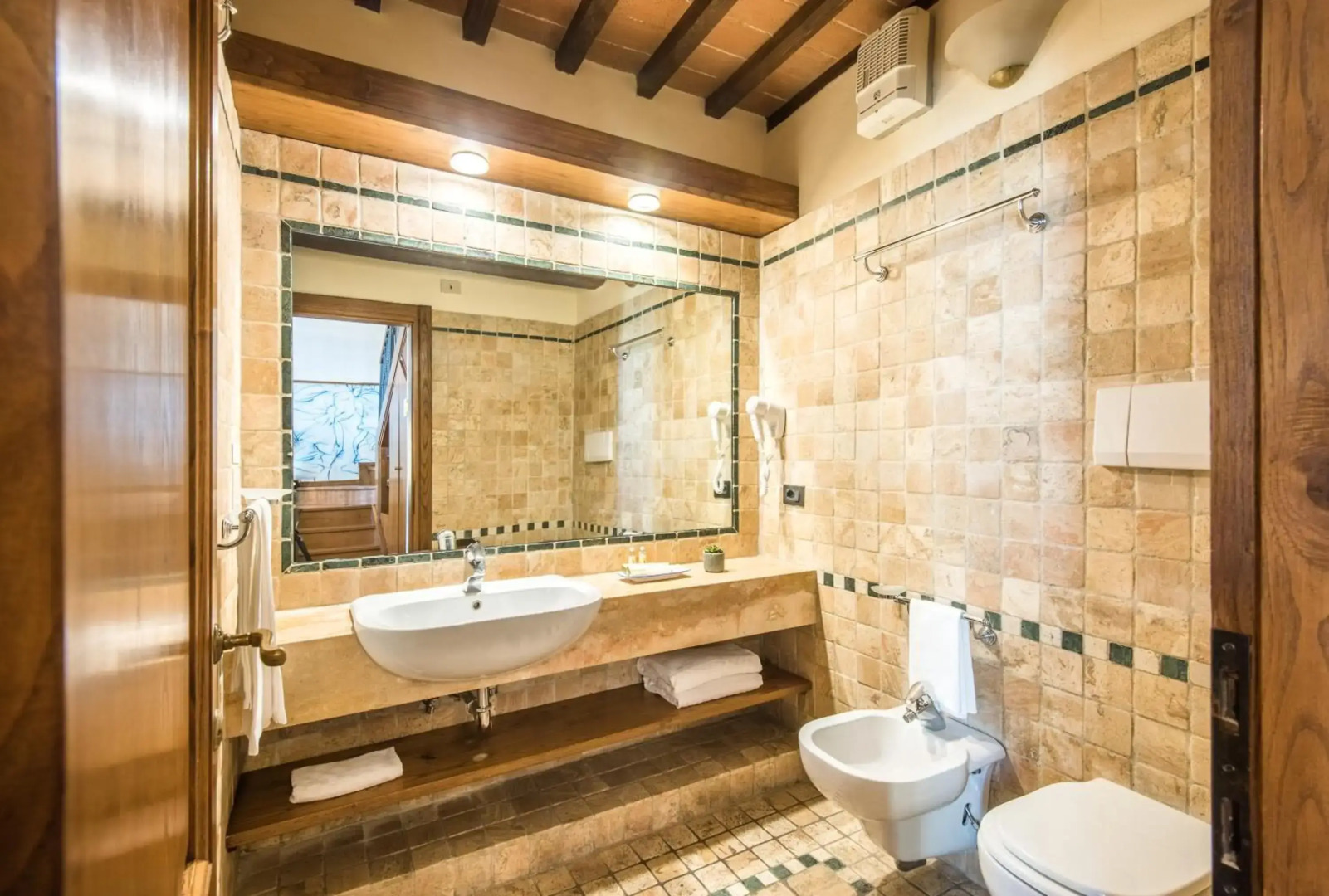 Palazzo Squarcialupi