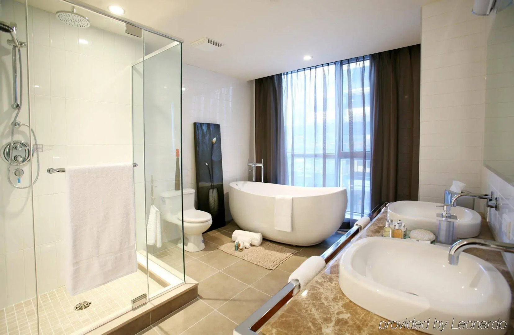 Warwick Le Crystal - Montréal