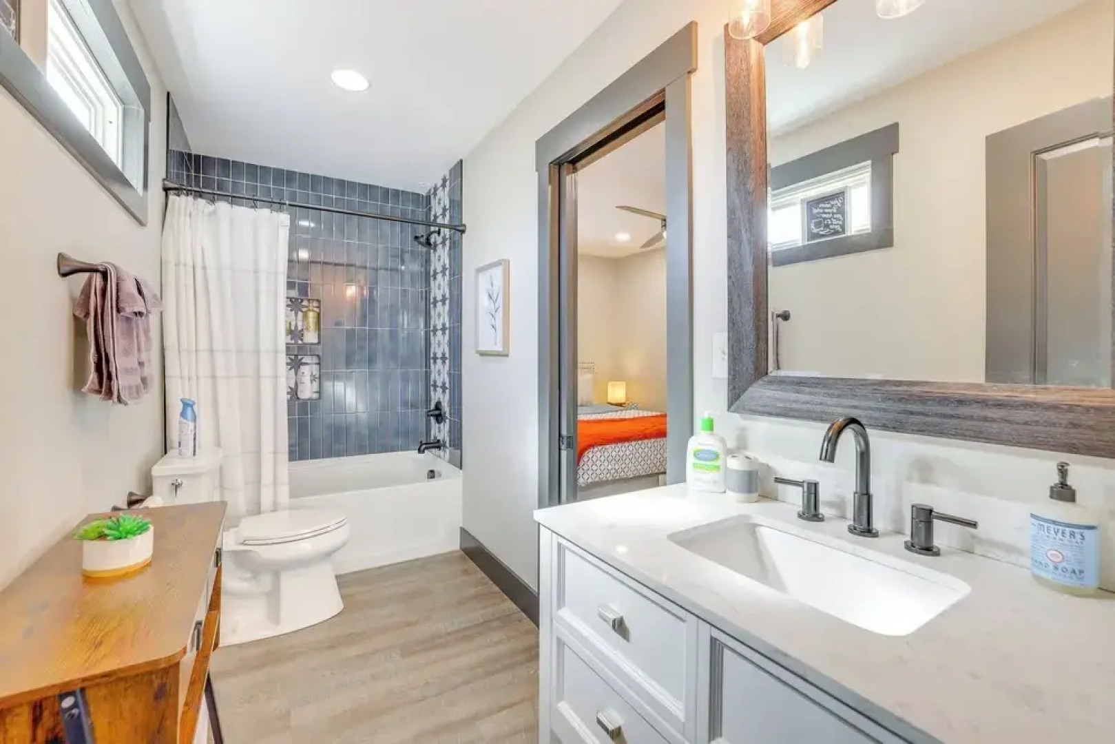 4 Mi to Liberty Bridge: Greenville Getaway w/ Deck