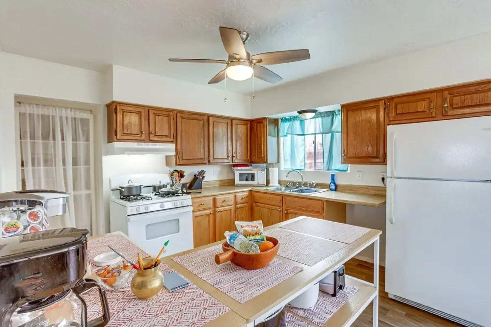 Farmington Family House: 4 Mi to Lake!