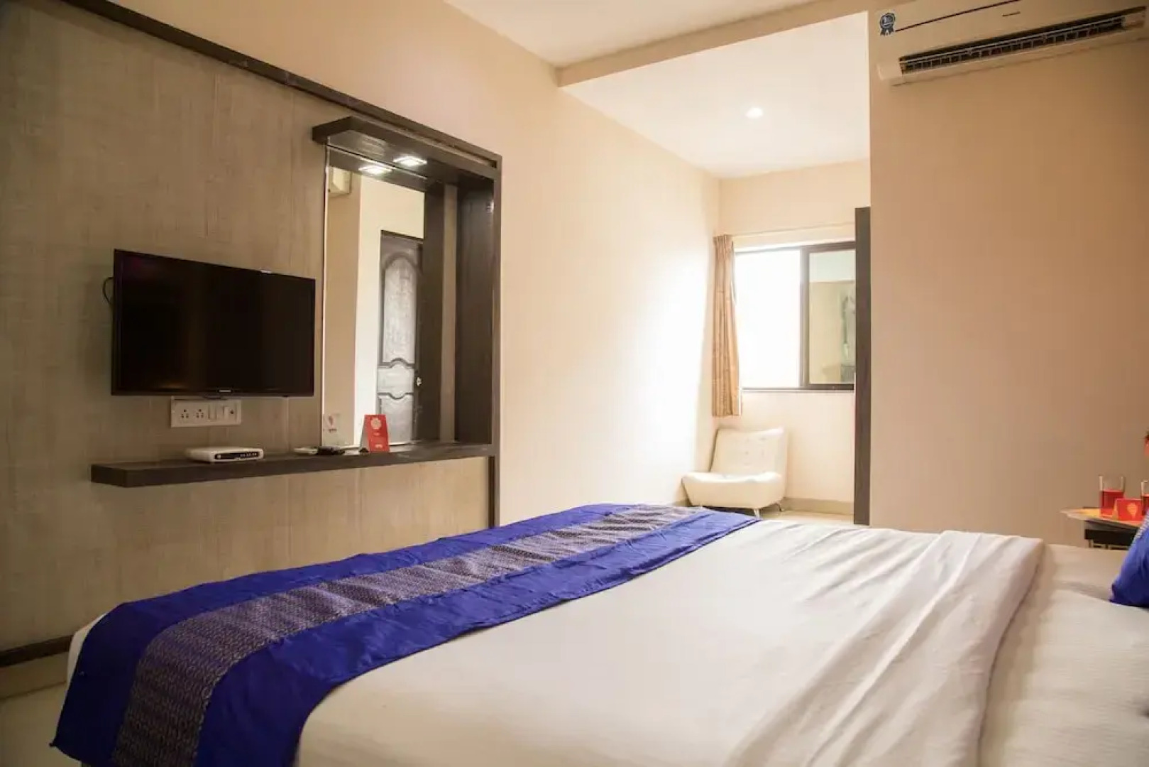 OYO Premium Nagpur C A Road