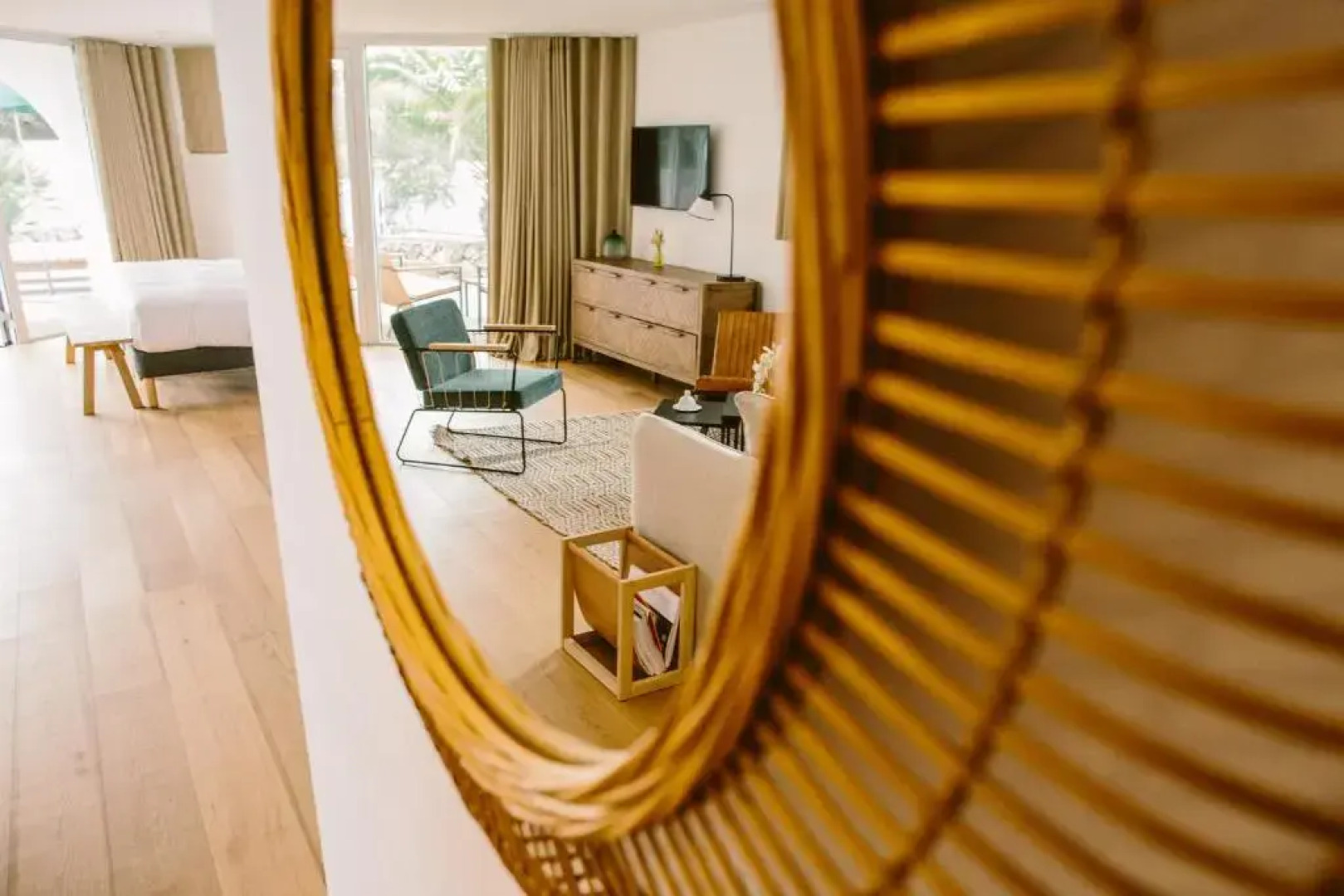 Les Hortensias Du Lac - Fontenille Collection