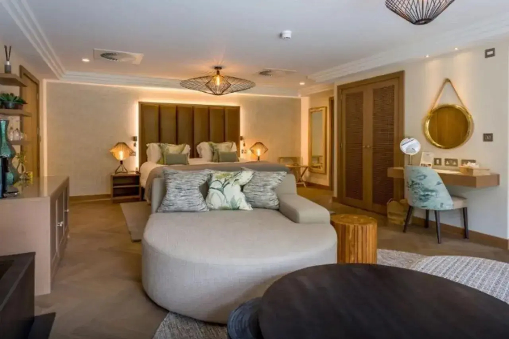 Storrs Hall Hotel