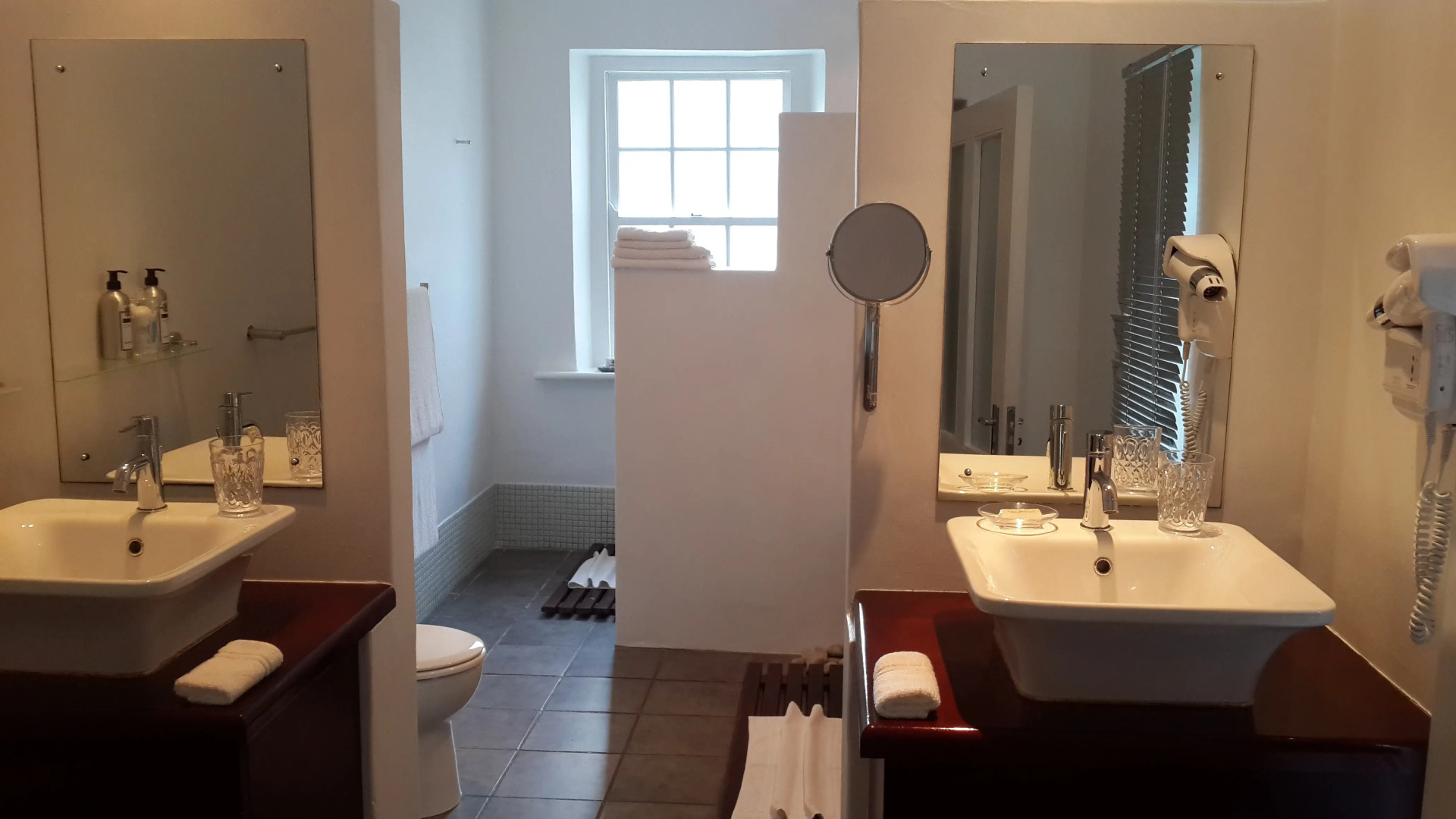 De Kloof Luxury Estate