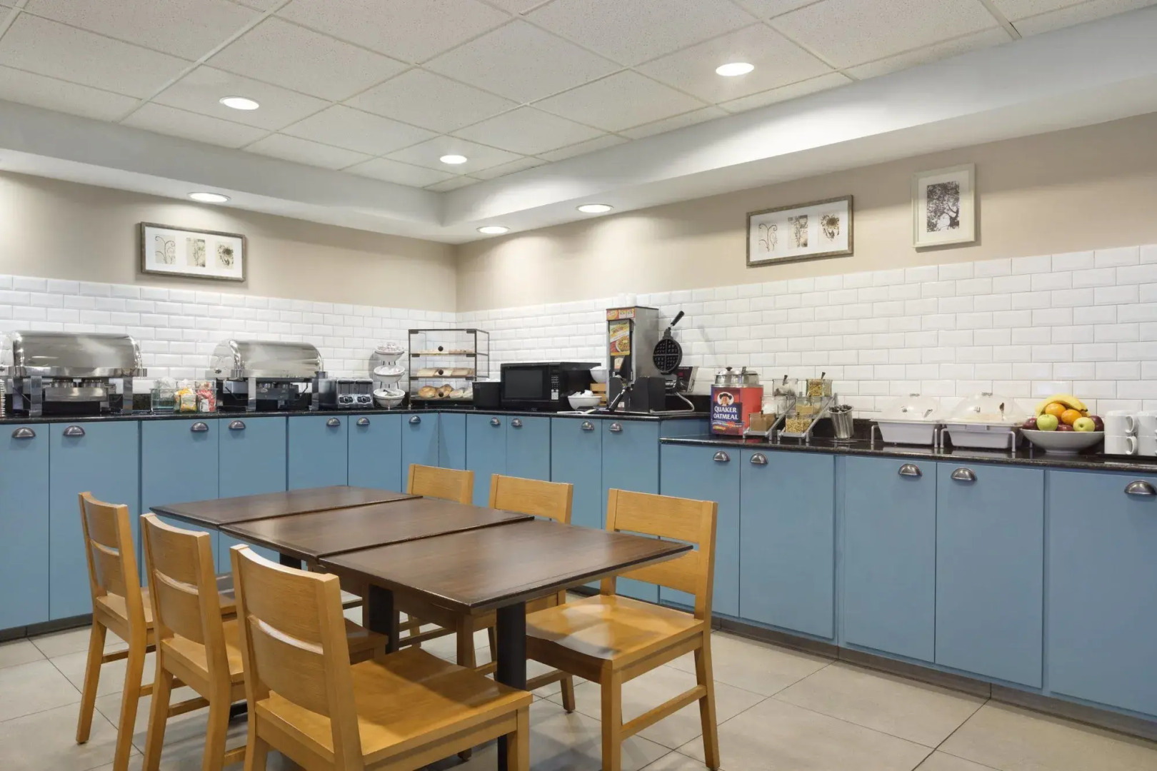 Country Inn & Suites by Radisson, Camp Springs (Andrews Air Force Base), MD