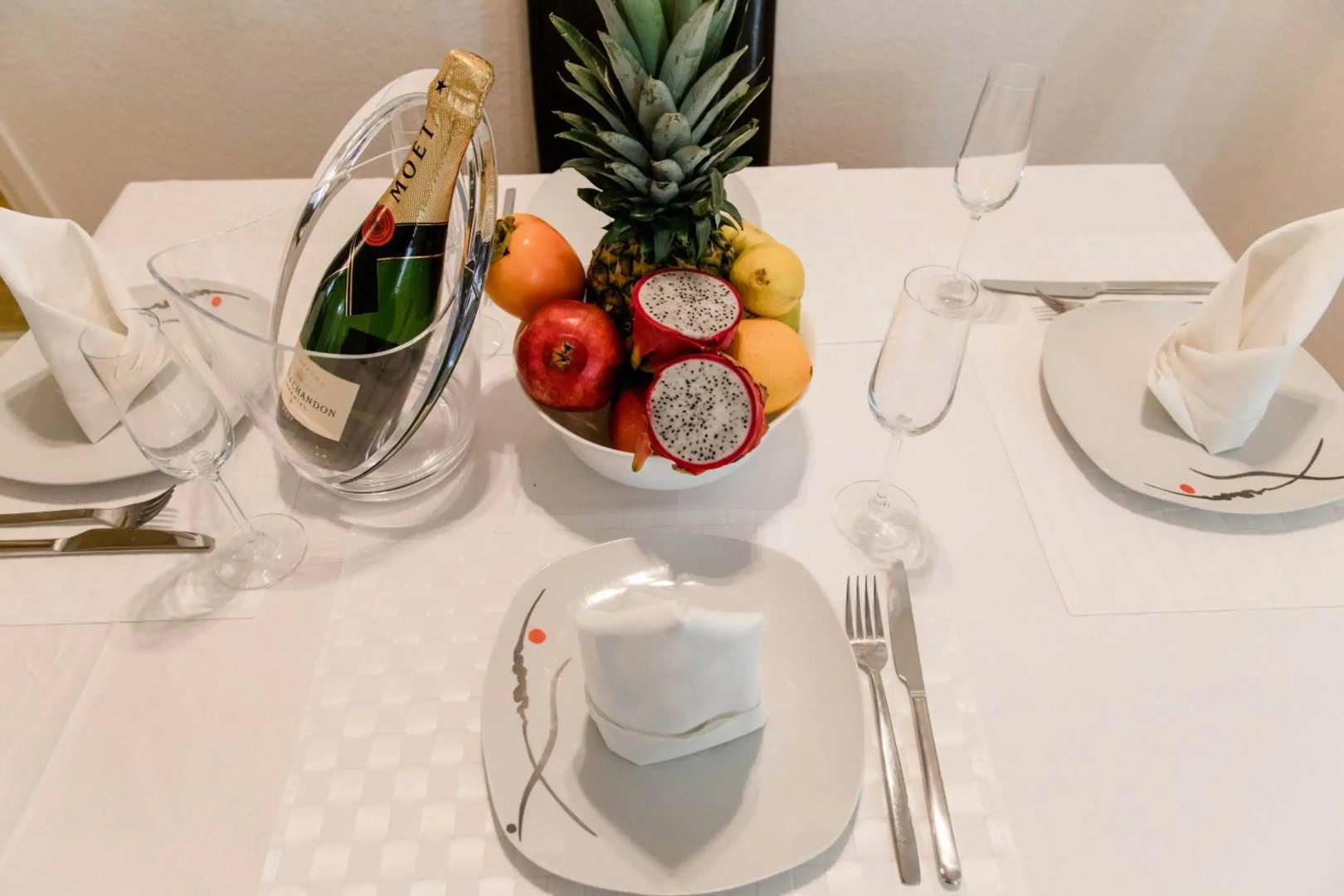 Luxury flat between Cologne and Bonn, shuttle from/to airport, trade fair, train station and Phantasy Land Bruhl