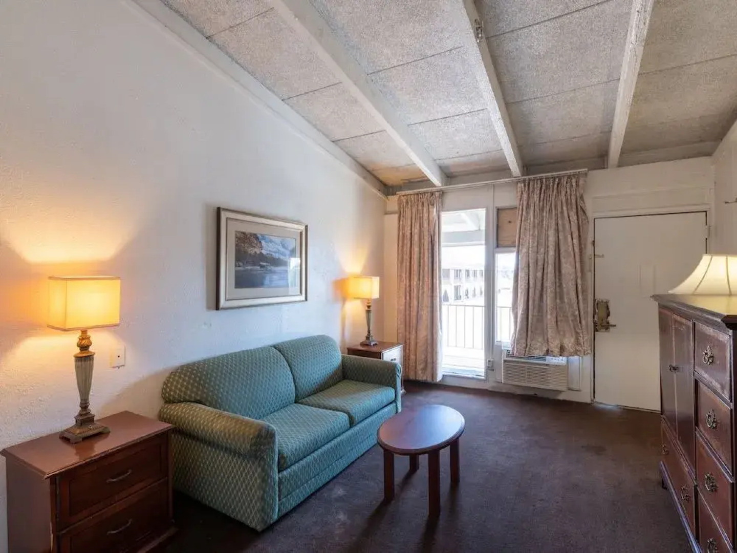 Hotel O Bay City, TX-35