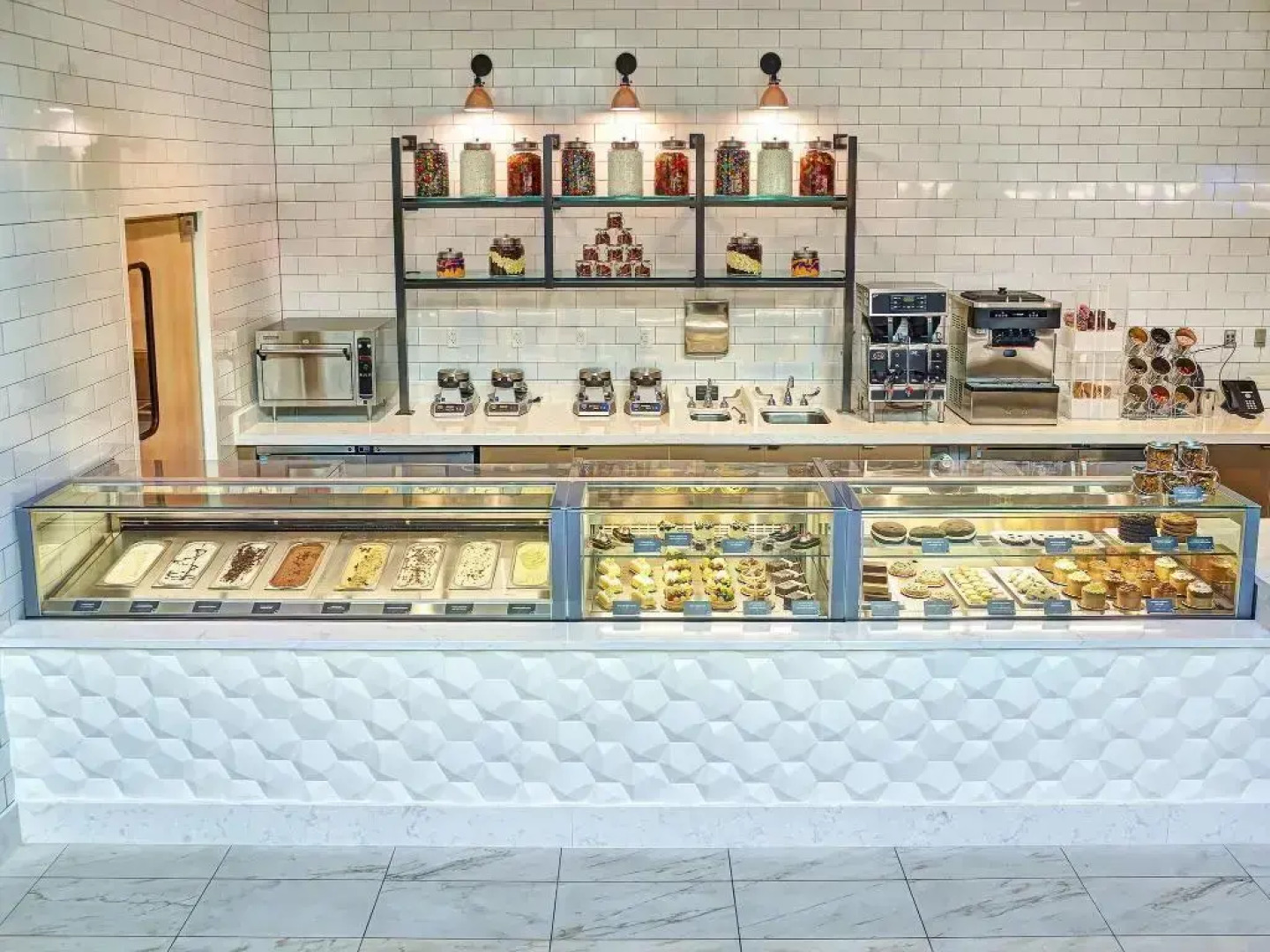 Mystic Lake Casino Hotel