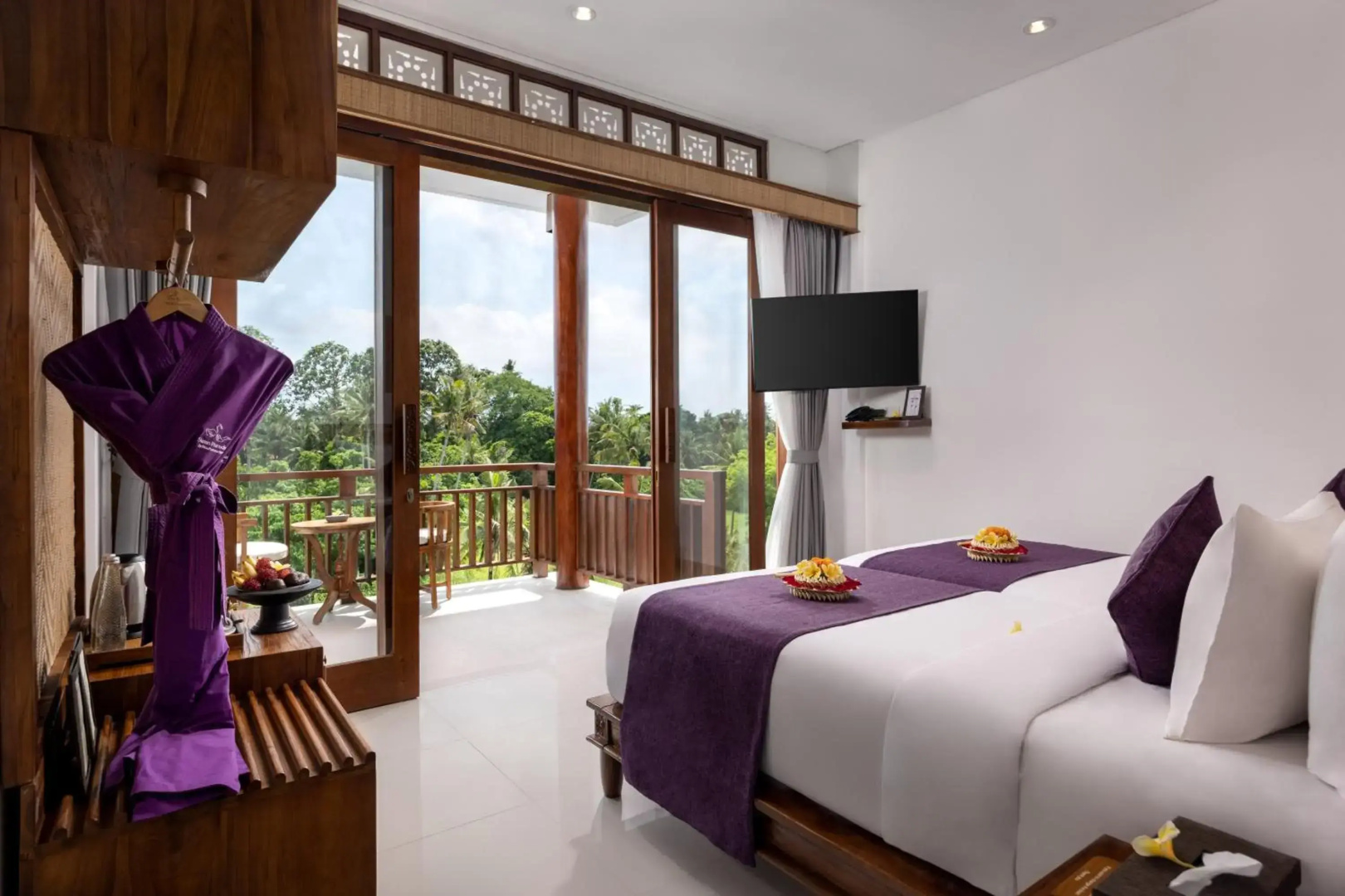 Swan Paradise A Pramana Experience