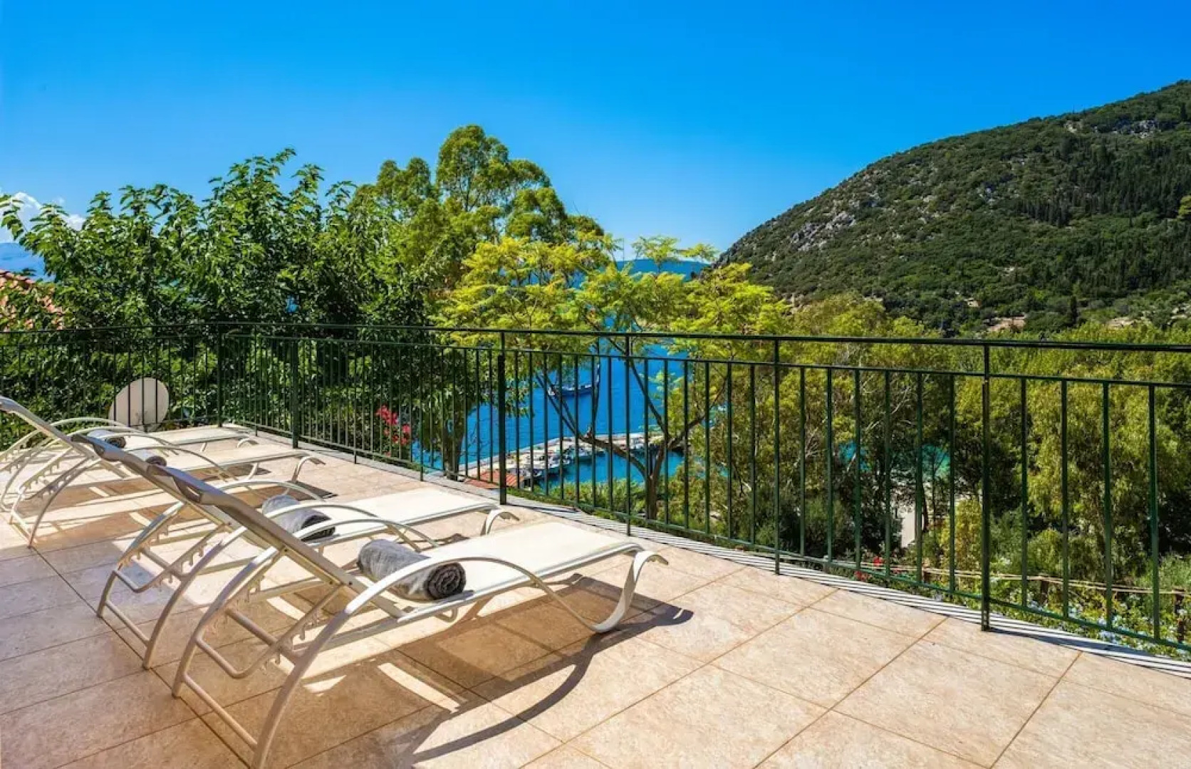 Elia Beach Villa in Ithaki
