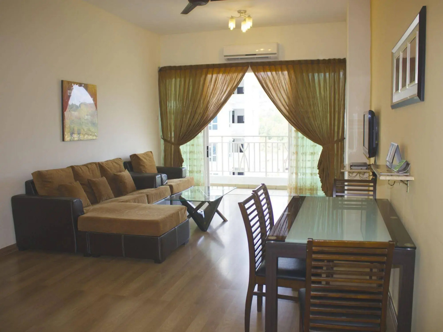 1 Borneo Tower B Service Apartment