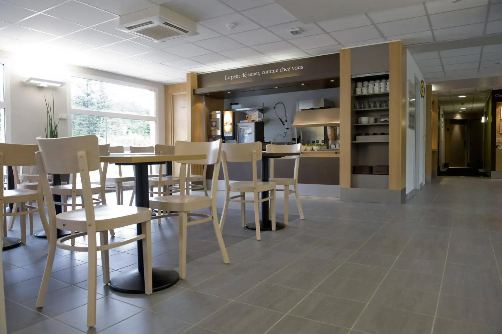 B&B HOTEL Aix-en-Provence Le Tholonet