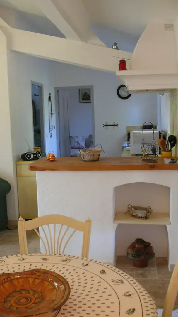 Les Bastides de lAuviduery