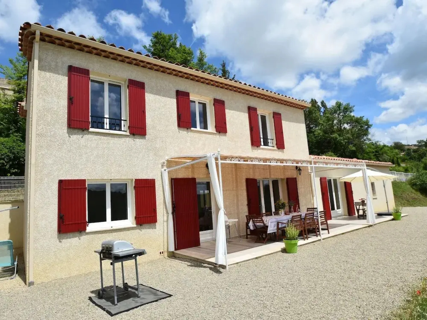 Pleasing Villa in Artignosc-sur-verdon With Swimming Pool