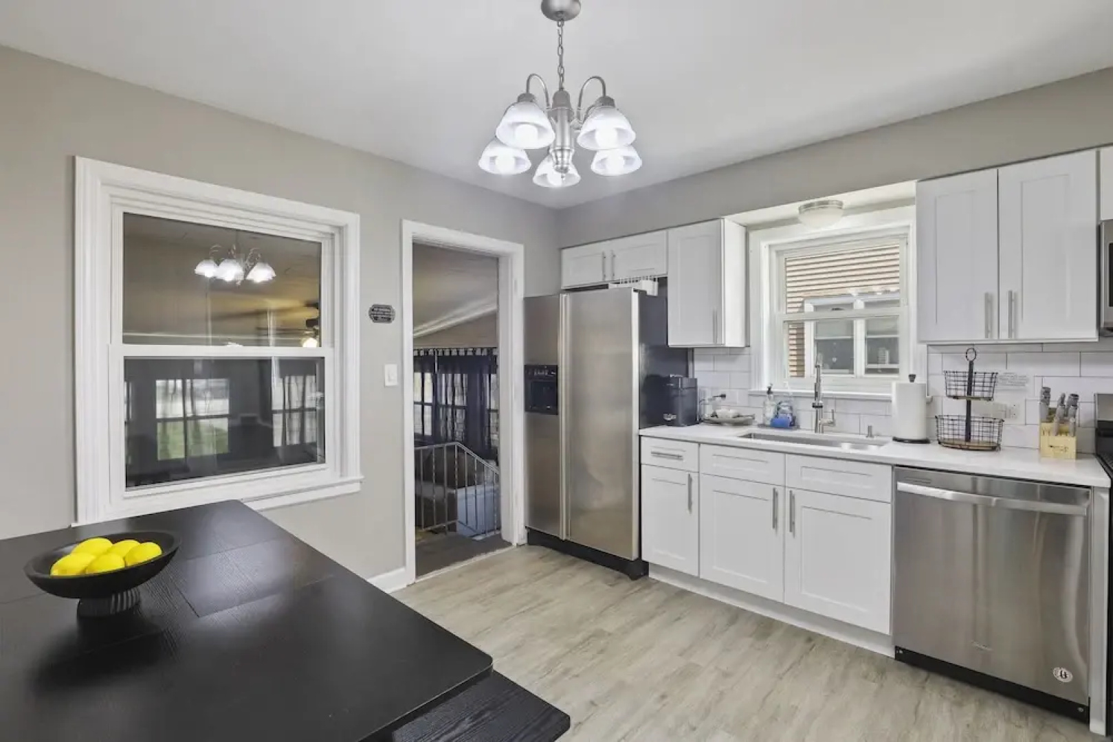 Charming Retreat In The Heart Of Des Plaines 3 Bedroom Residence by RedAwning