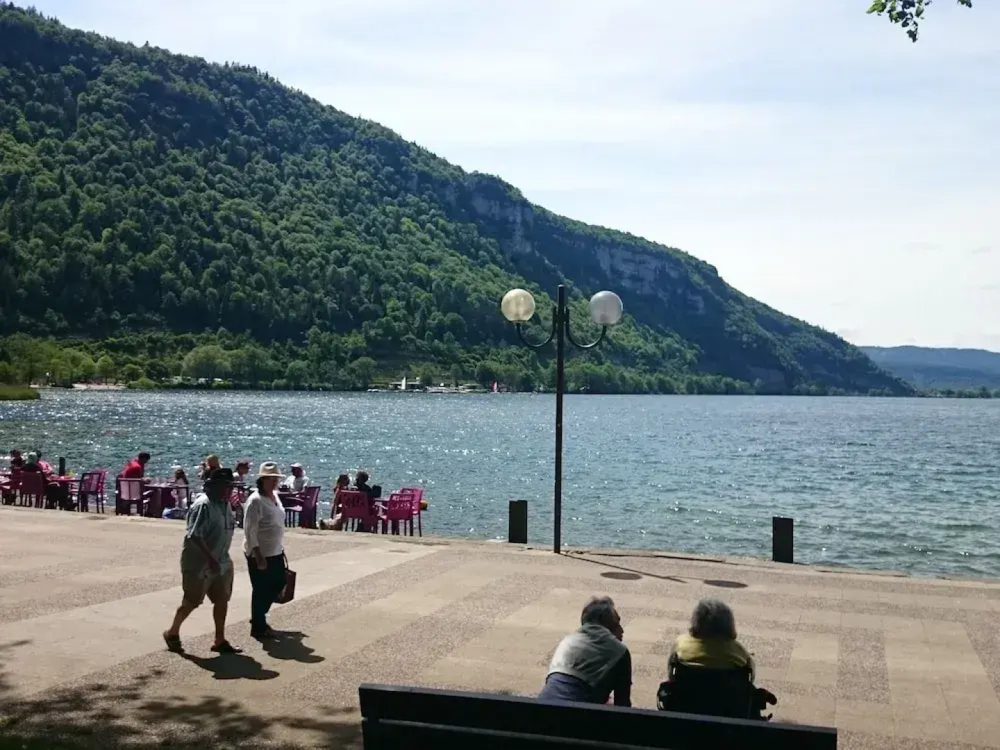 A la Grenouille du Jura - Chambres d'Hôtes de Charme Oyonnax Nantua