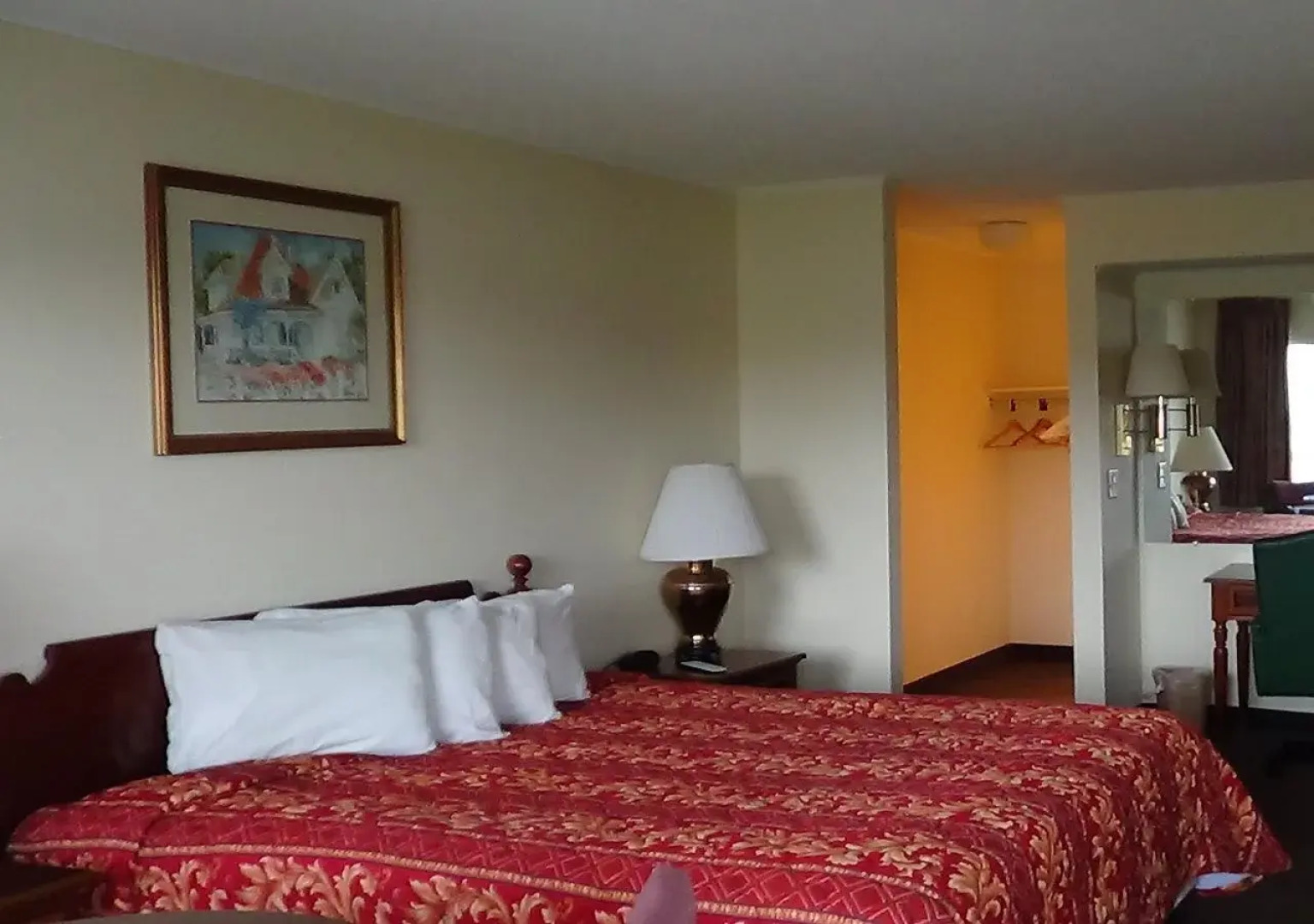 Interstate Inn Johnson City