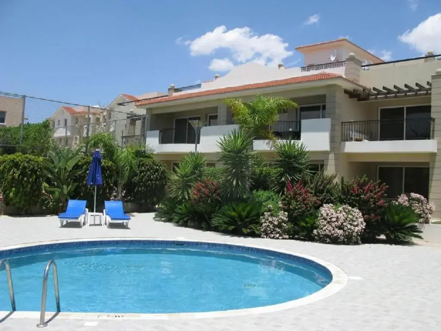 Pyla Gardens Apartment E 202