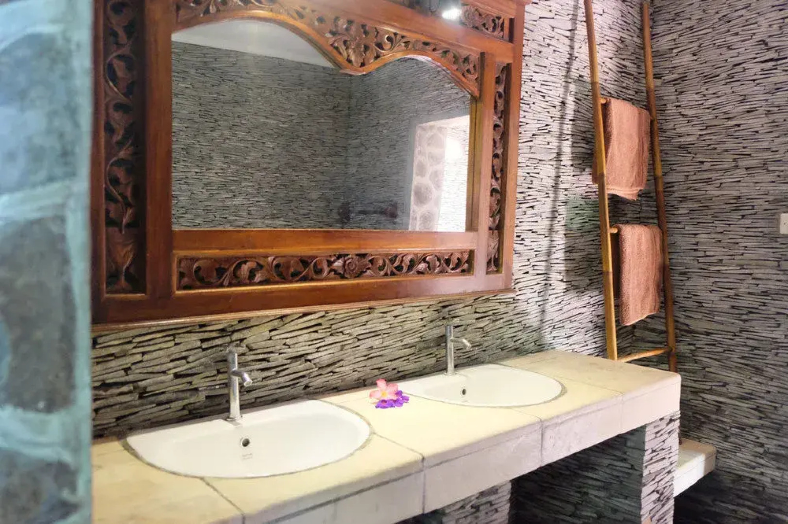 Villa Boreh Beach Resort & Spa